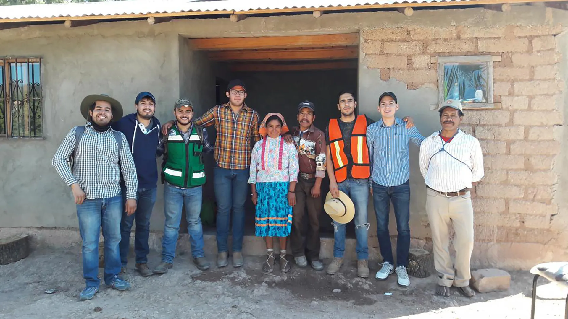 Alumnos de Ingeniería Civil participan en proyecto Seguridad Hídrica en la Sierra Tarahumara