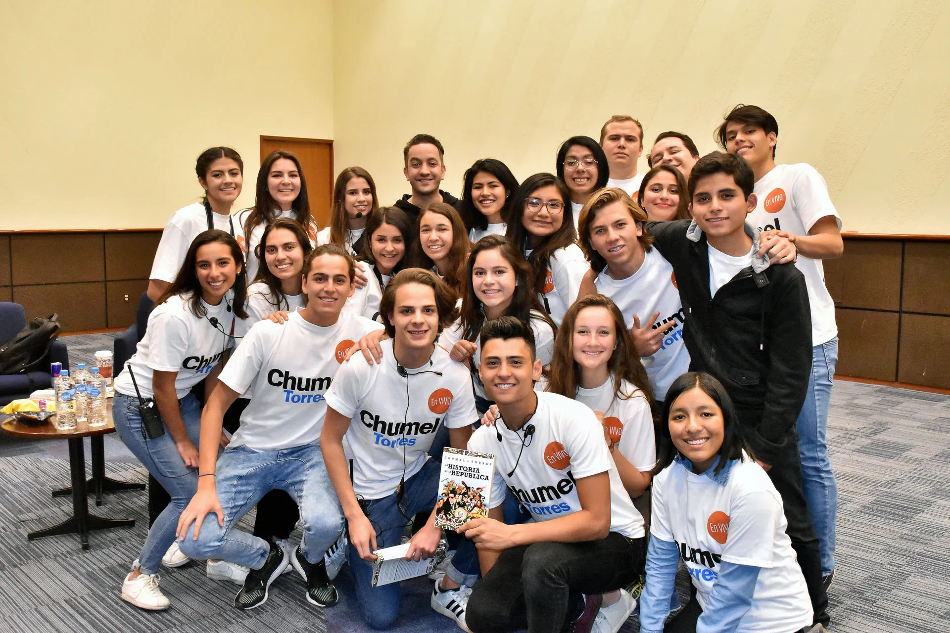 En un evento que organizó la asociación ZEDAL de Prepa Tec Esmeralda recibimos al youtuber Chumel Torres en el Tec, Estado de México.