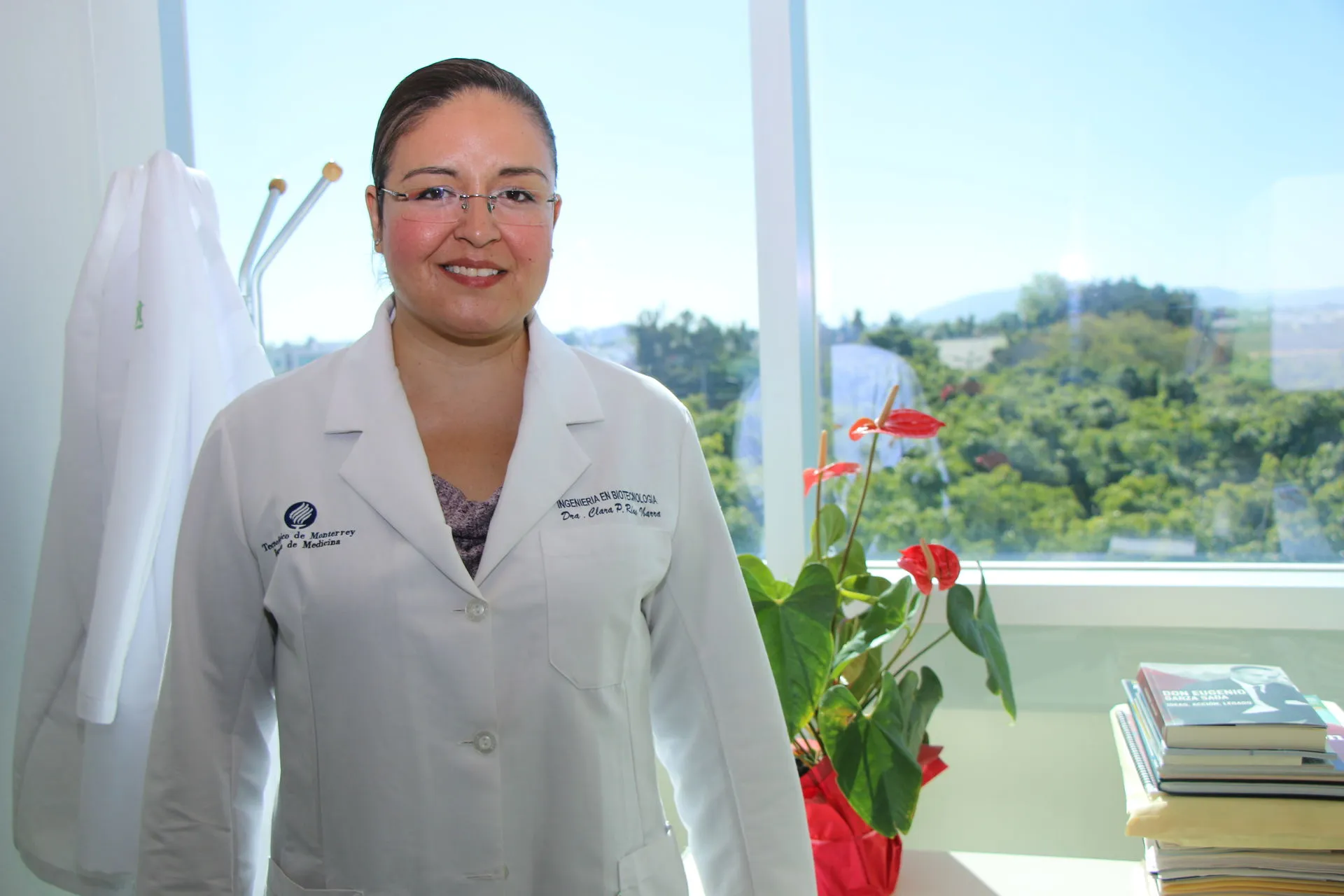 La profesora Clara Patricia Ríos Ibarra forma parte de la Escuela Nacional de Medicina.