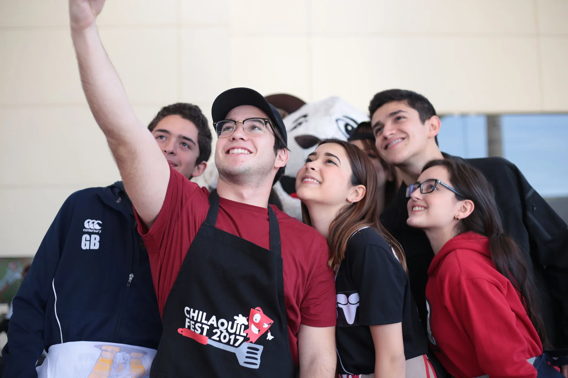 Alumnos en Chilaquil Fest