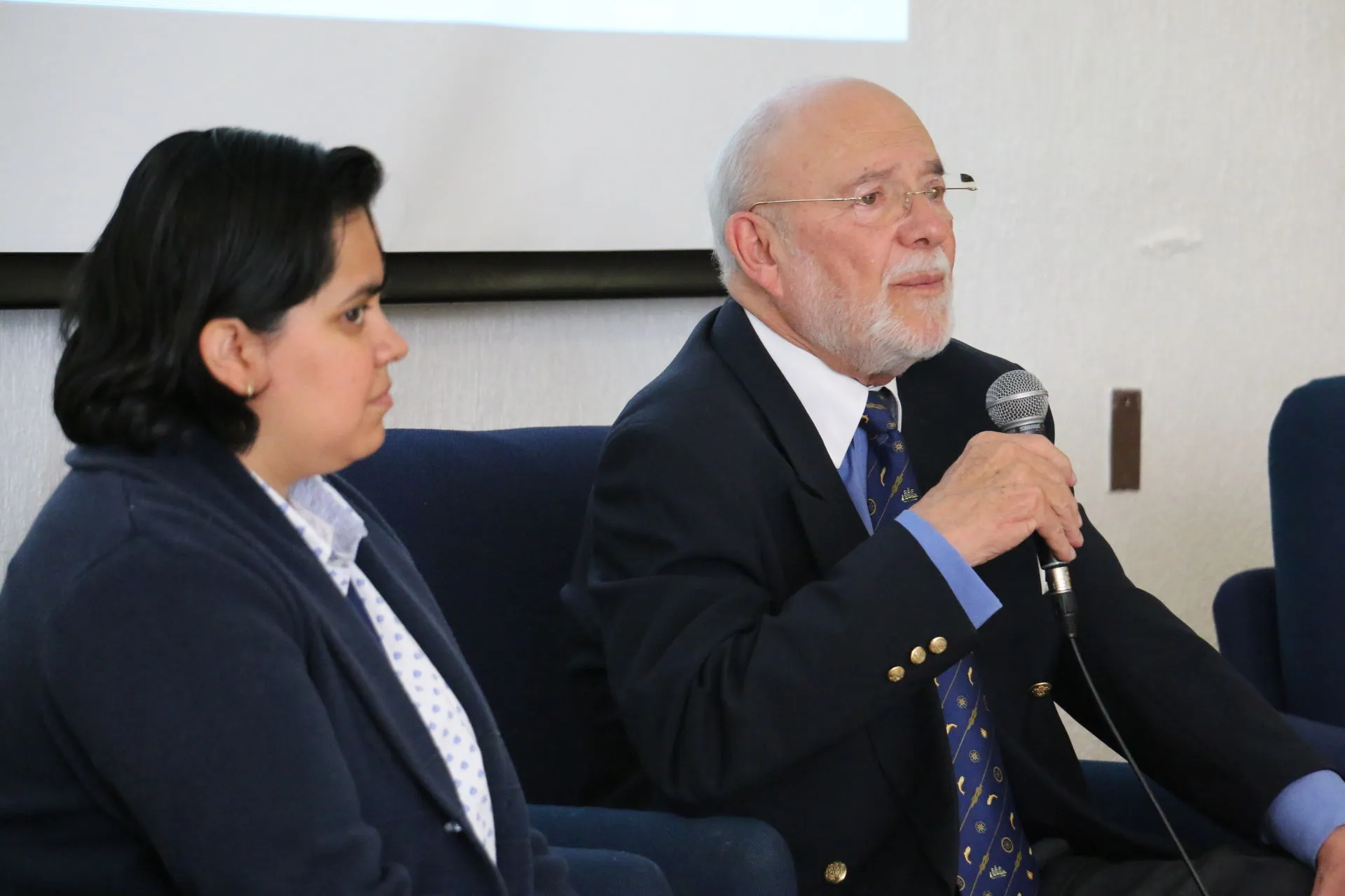 A través de dinámicos debates sobre un tema que cada vez se agudiza más en nuestro país y en el mundo, tuvimos oportunidad de asistir al evento Jornadas Migratorias realizado en Prepa Tec, Estado de México. 