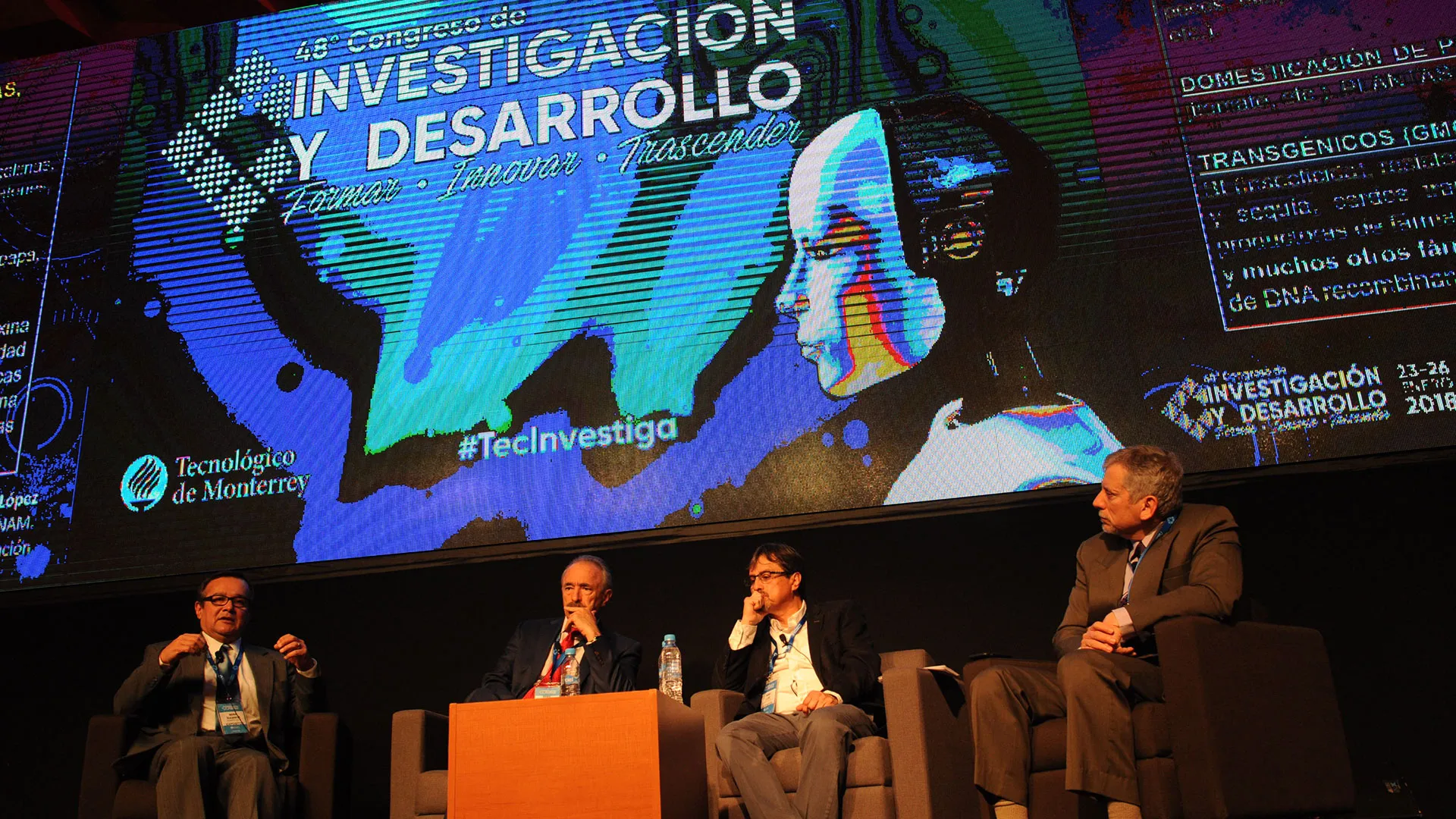 Panel de la edición genética en el Congreso de Investigación del Tec