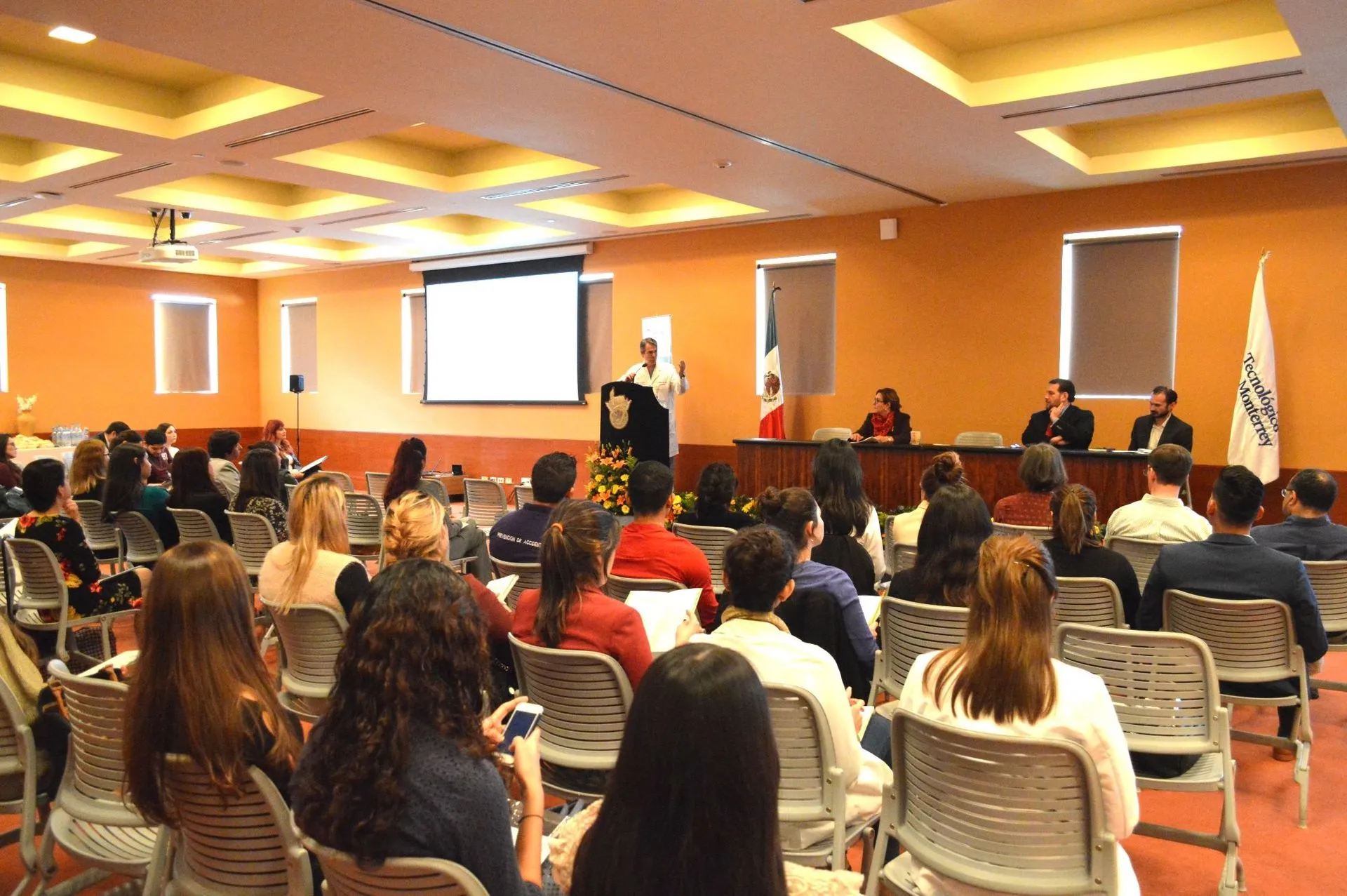 Primer Simposium Internacional de Salud Escolar