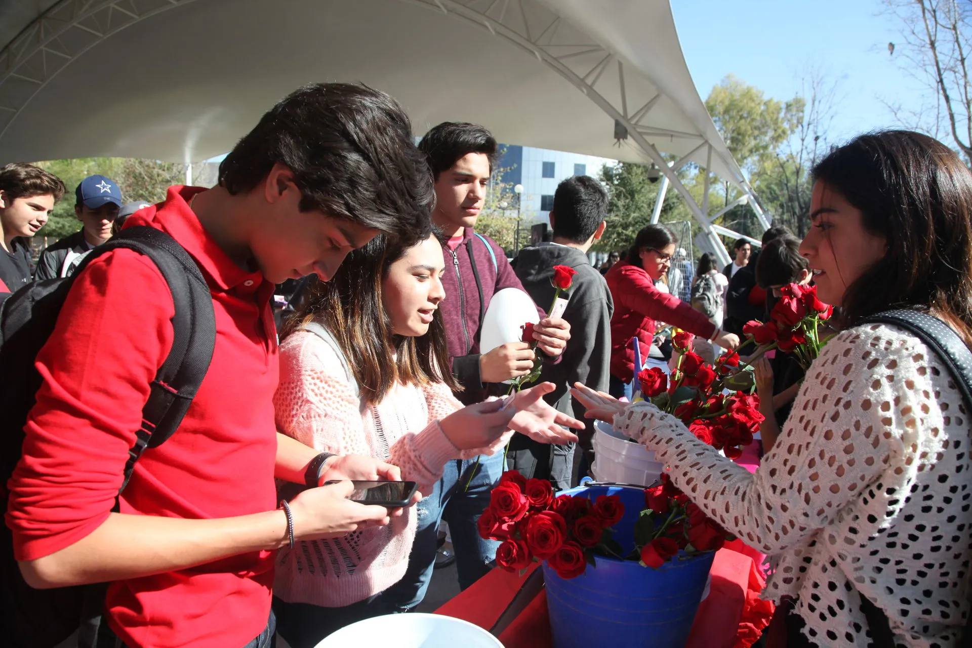 Celebran el TecLove ayudando a las causas de los grupos estudiantiles