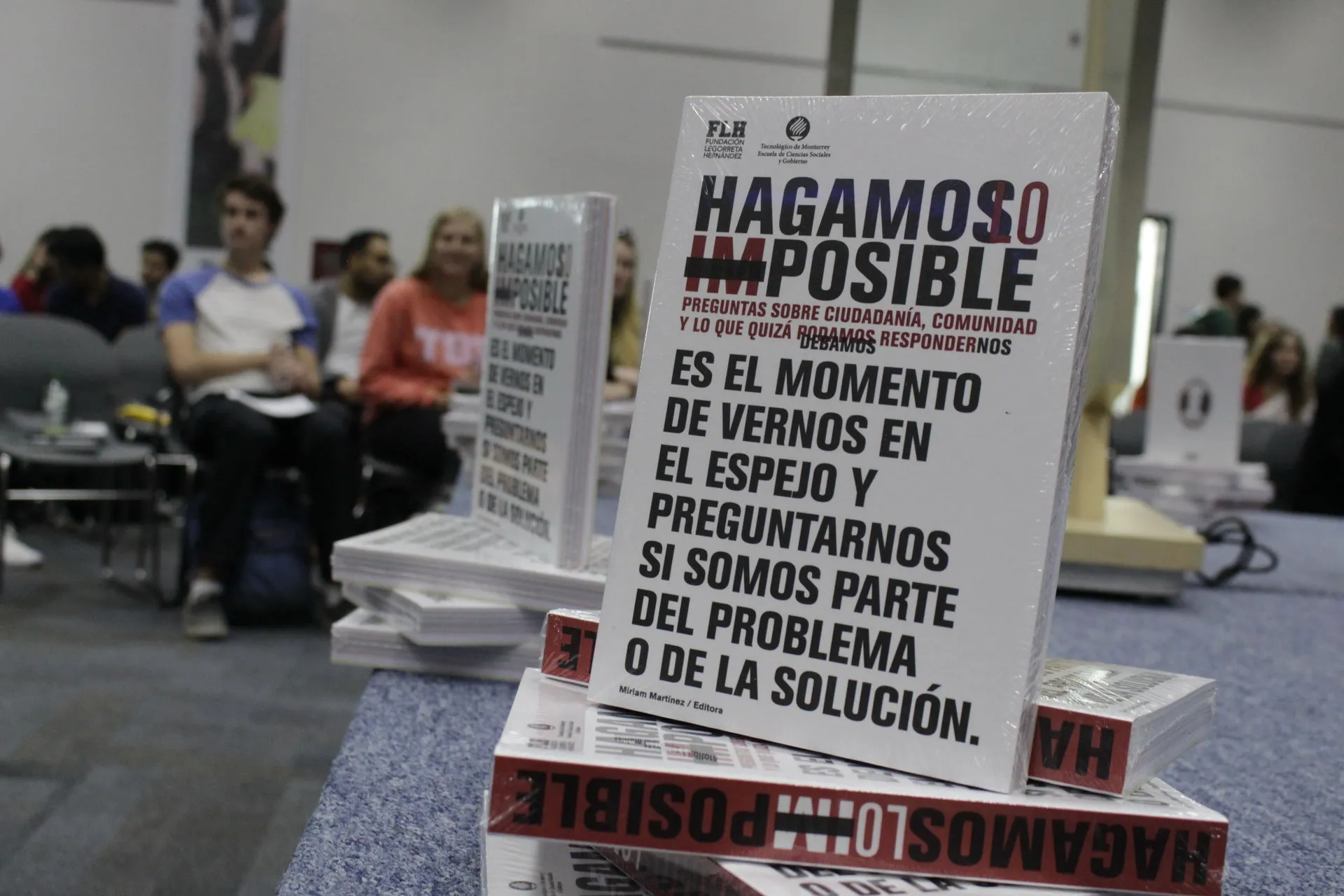 Libro "Hagámoslo Posible"