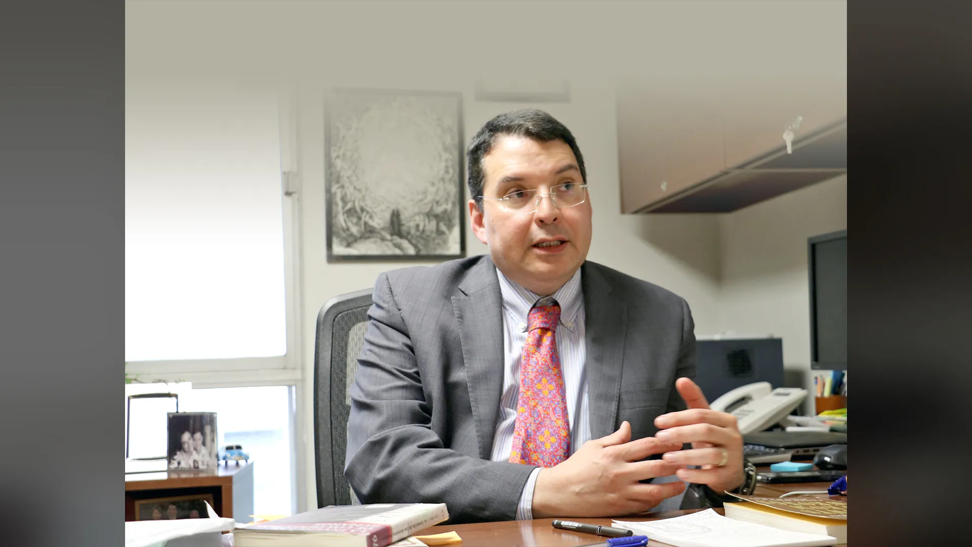 El Dr. Gabriel Cavazos, Decano Región Norte de la Escuela de Ciencias Sociales y Gobierno, plantea los retos que el País debe encarar para superar la corrupción