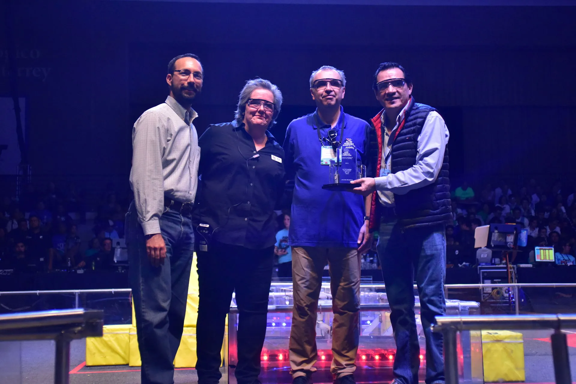 Galardonan a PrepaTec con el premio “Voluntario de Año” en FIRST 