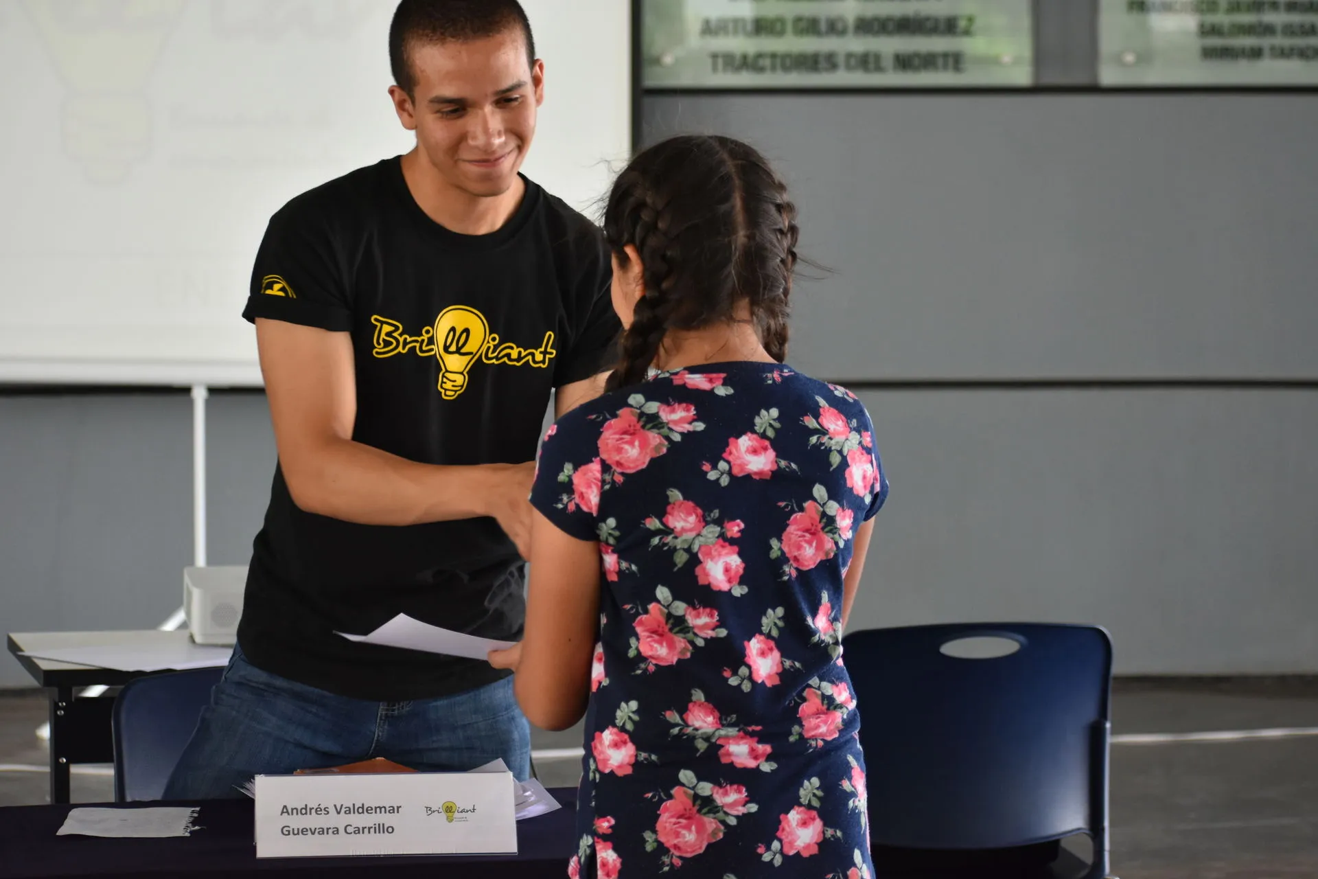 Encienden el conocimiento en niños Brilliant