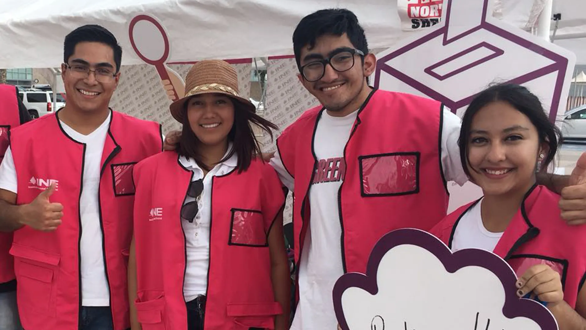 Ganan Foro Juvenil por la Democracia con #6QuestionsChallenge