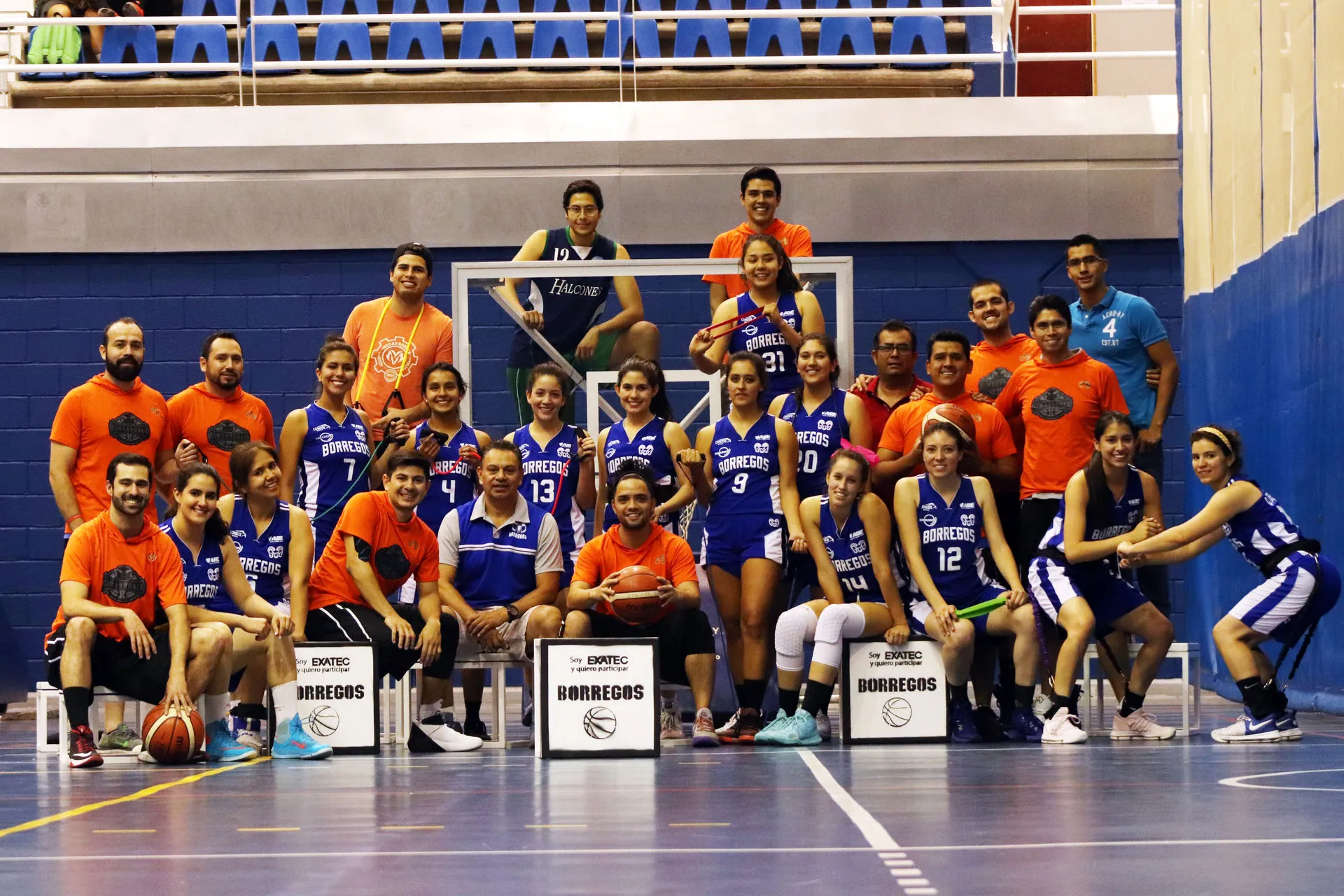 22 EXATEC actualmente juegan en la liga de primera fuerza del Estado de Querétaro
