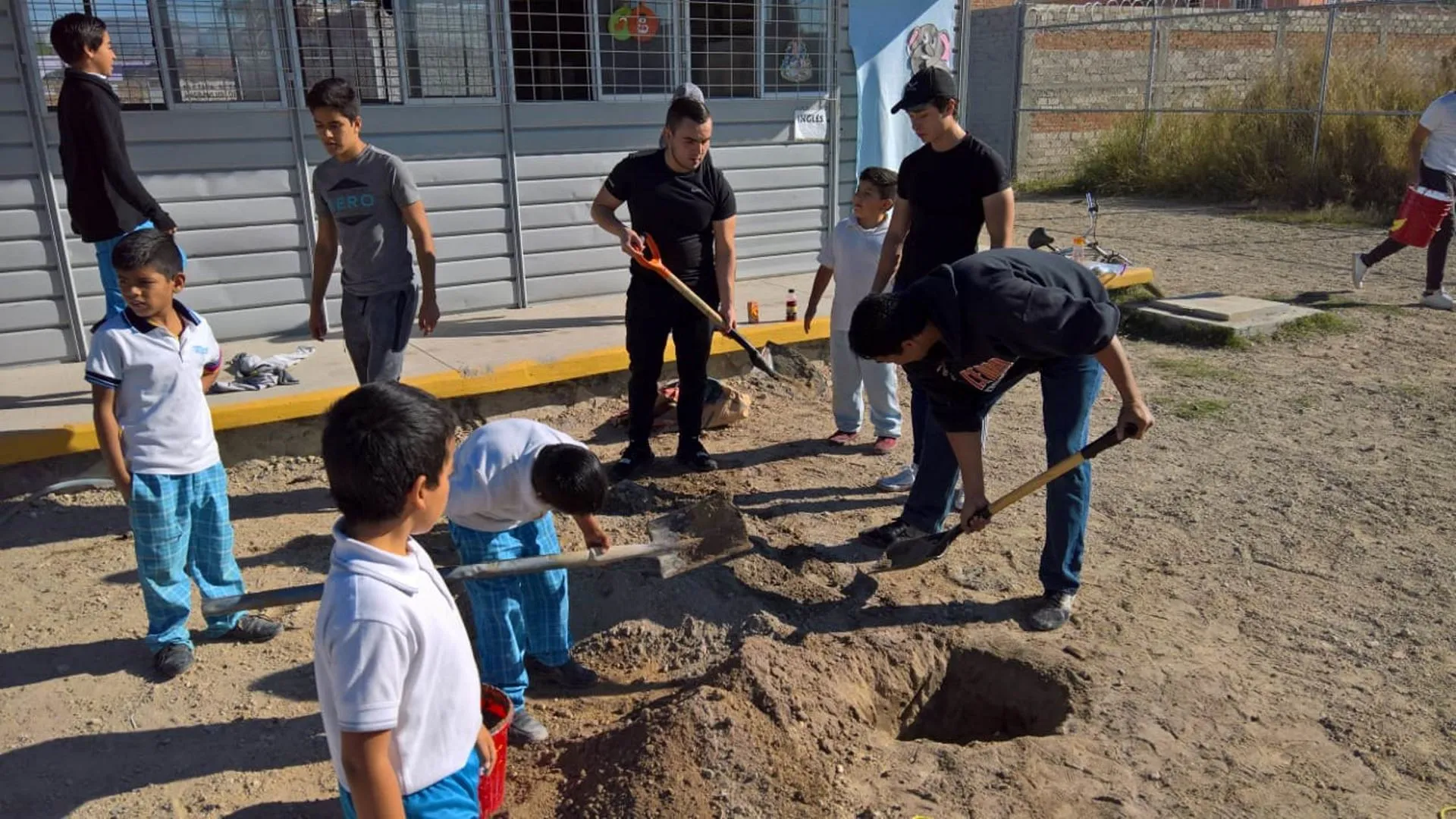 Brigadas comunitarias.