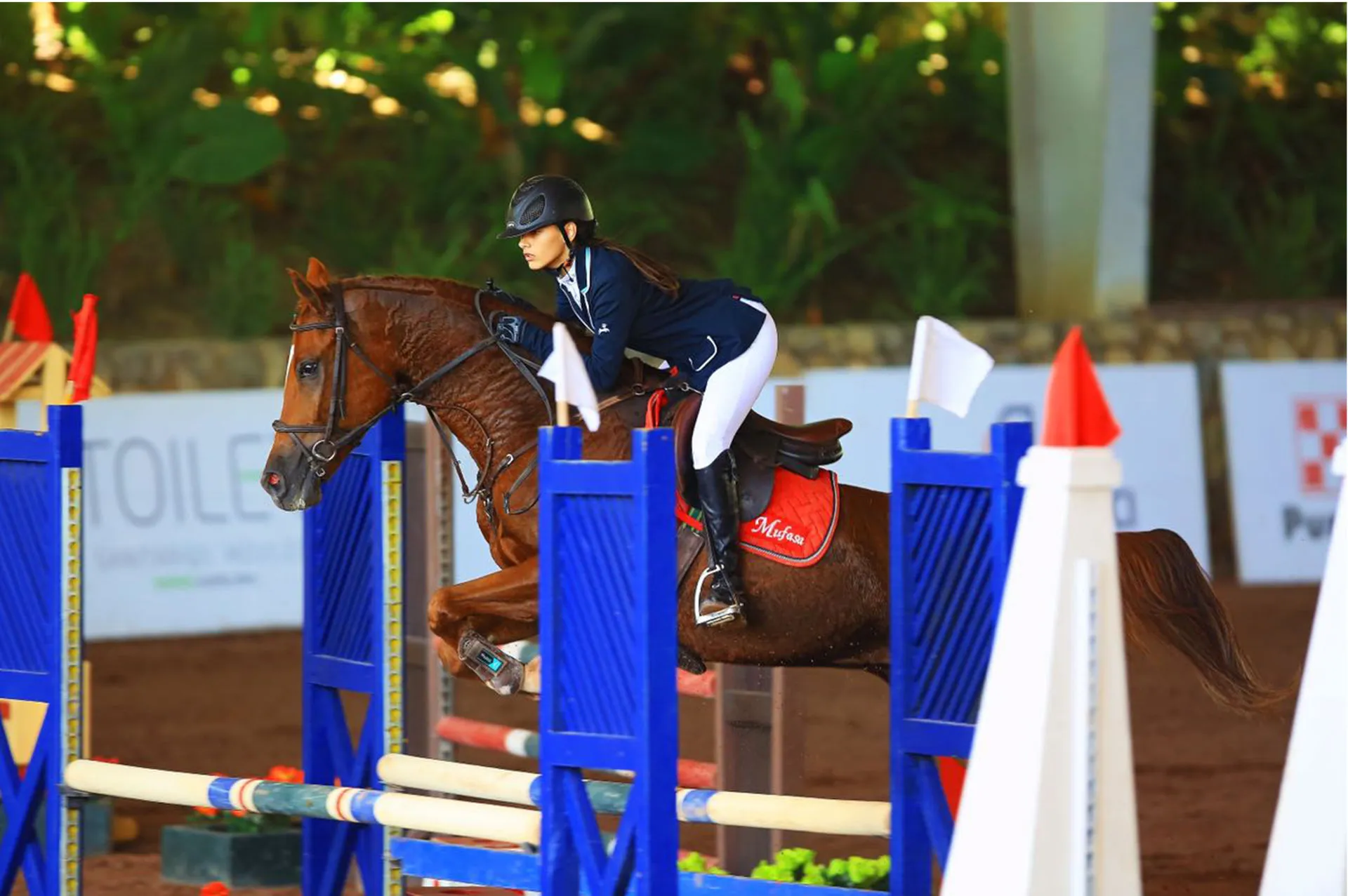 Andrea montada en el caballo 