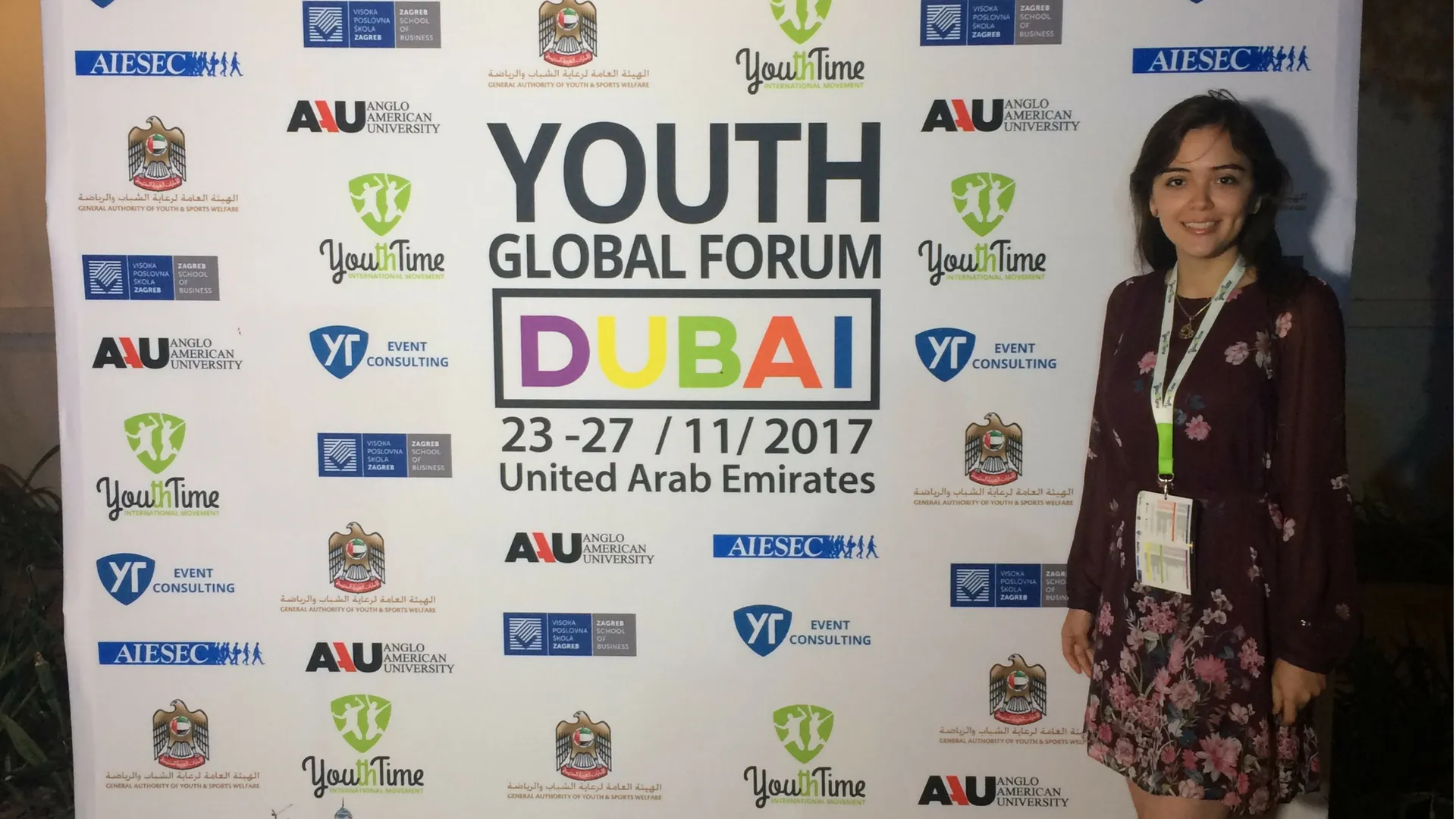 Erika Lopez Lara presentando su trabajo