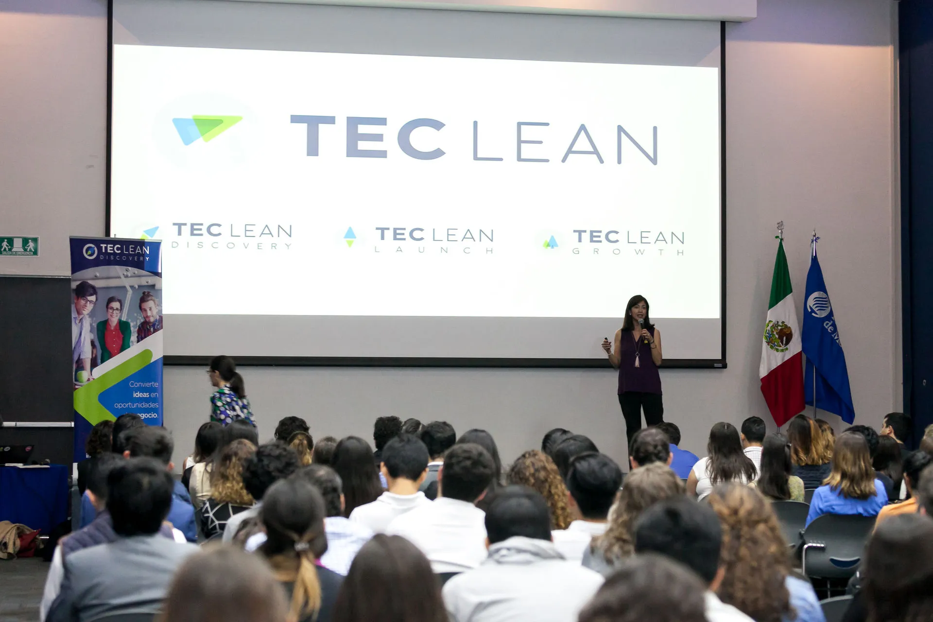 Patricia Barrera, Directora de los Programas de Incubación.