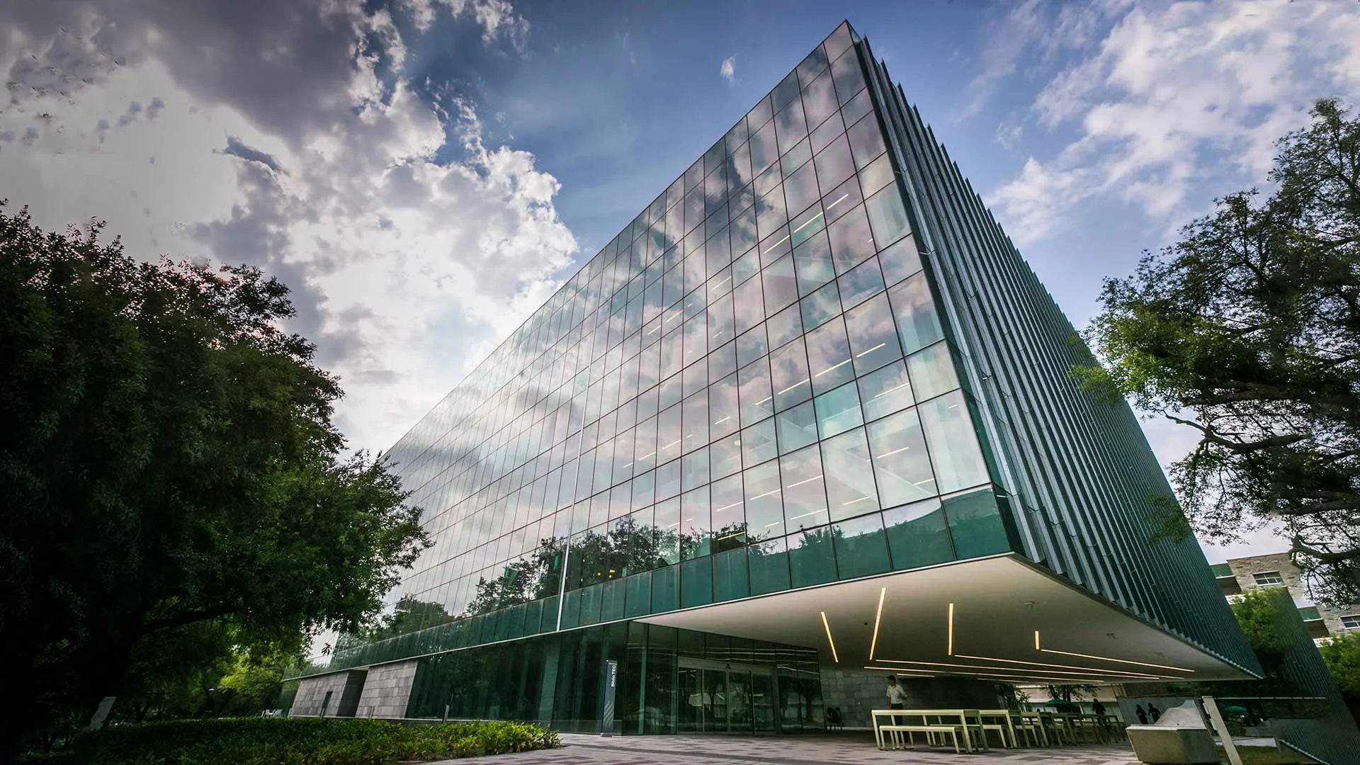 La Biblio TEC del Tecnológico de Monterrey, en su campus Monterrey