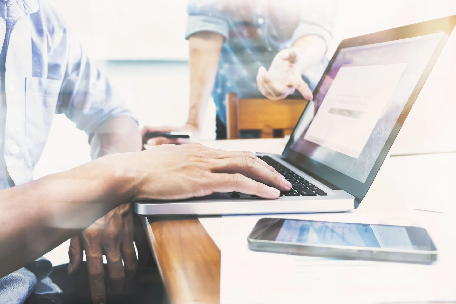 Trabajan e innovan en el extranjero