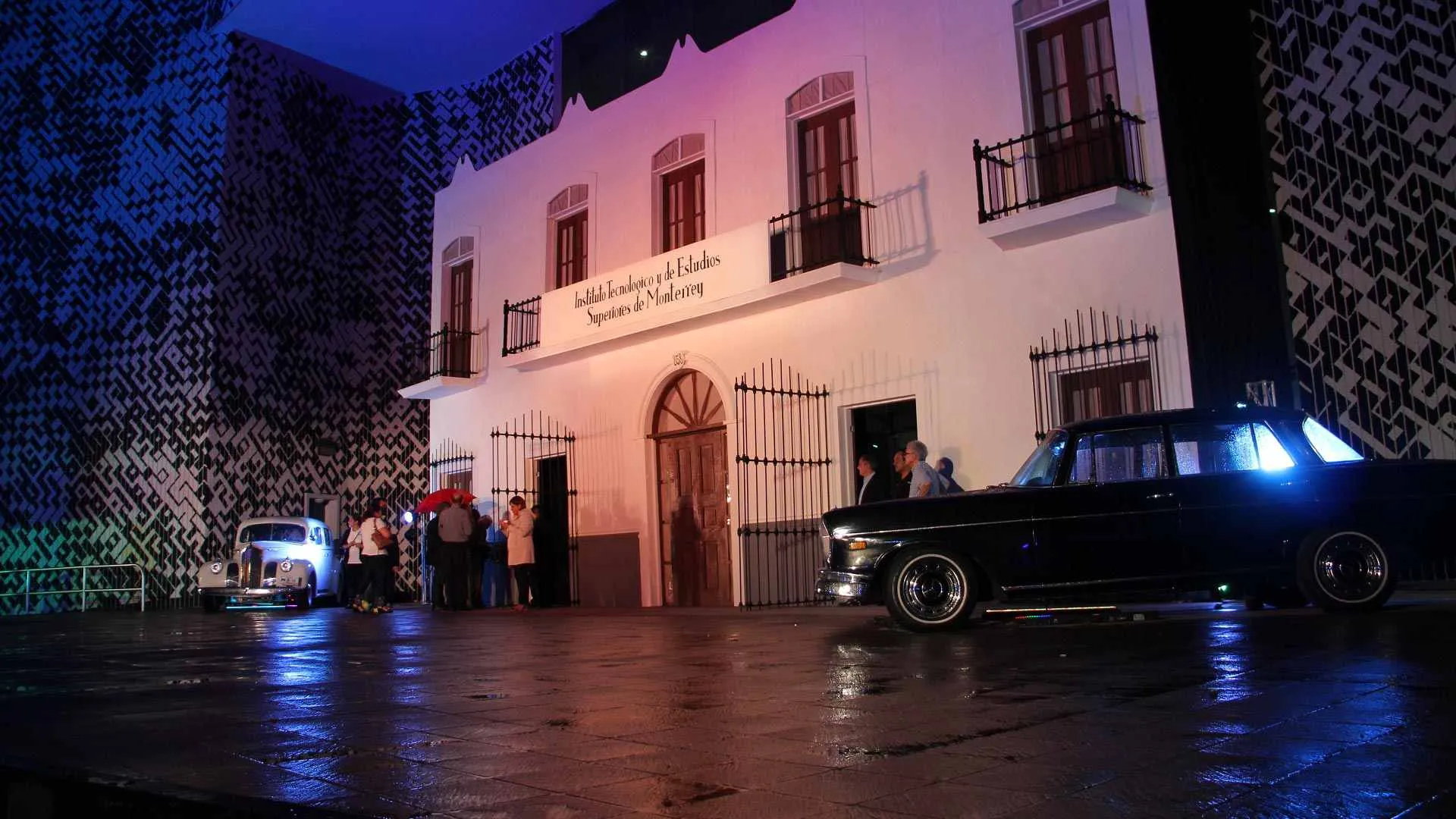 Viajan en el tiempo con Concierto de Aniversario (fotogalería)