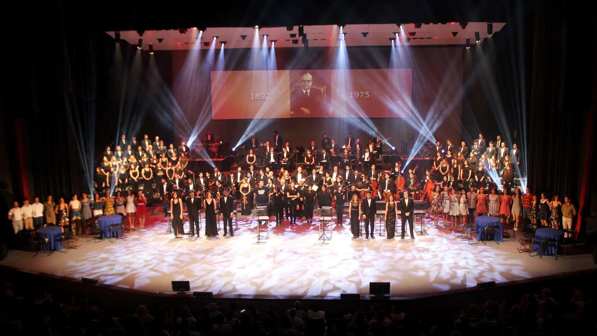 Rinden homenaje a Don Eugenio Garza Sada en campus Monterrey