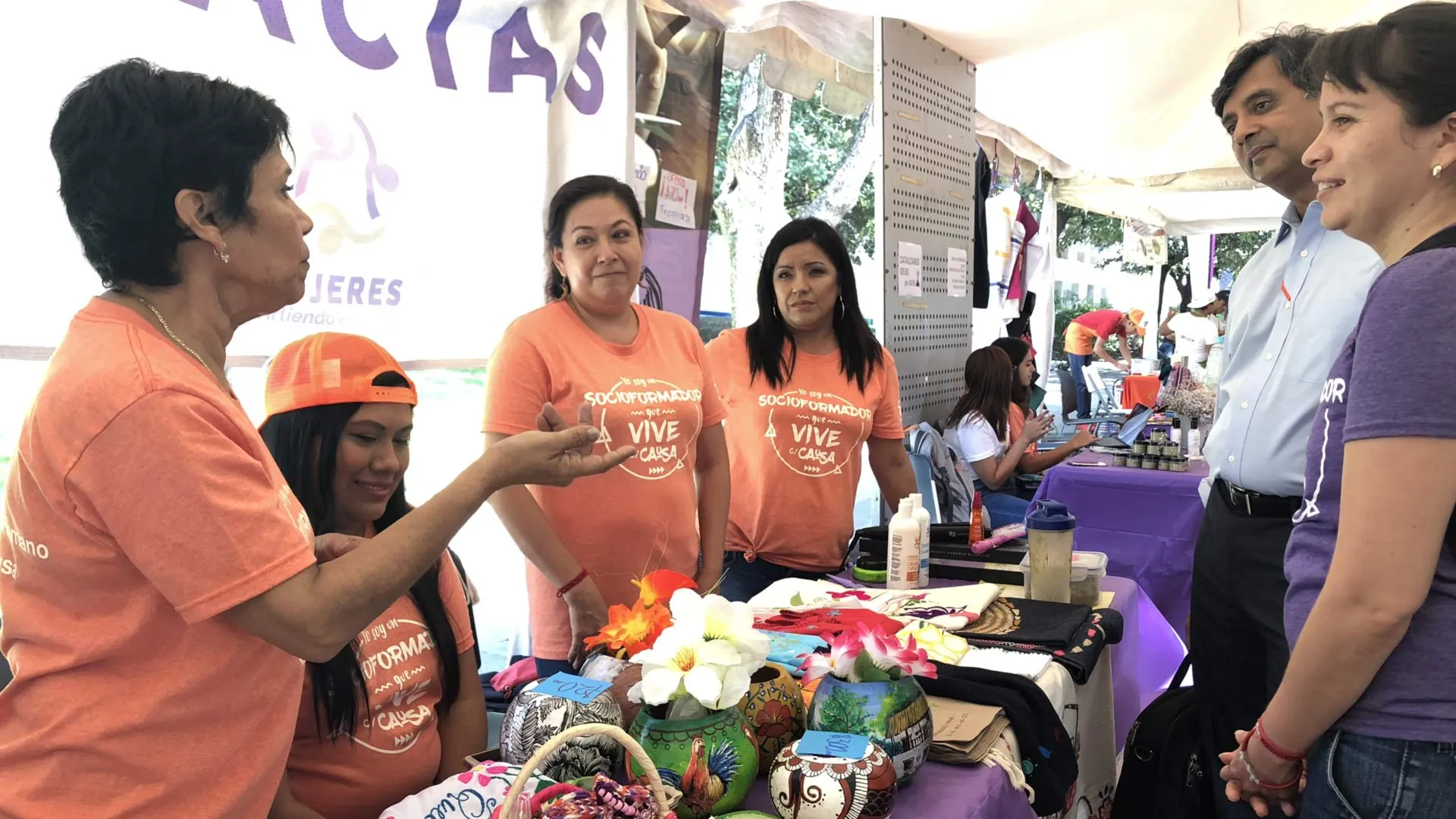 La historia de superación de 3 mujeres que aprendieron a emprender