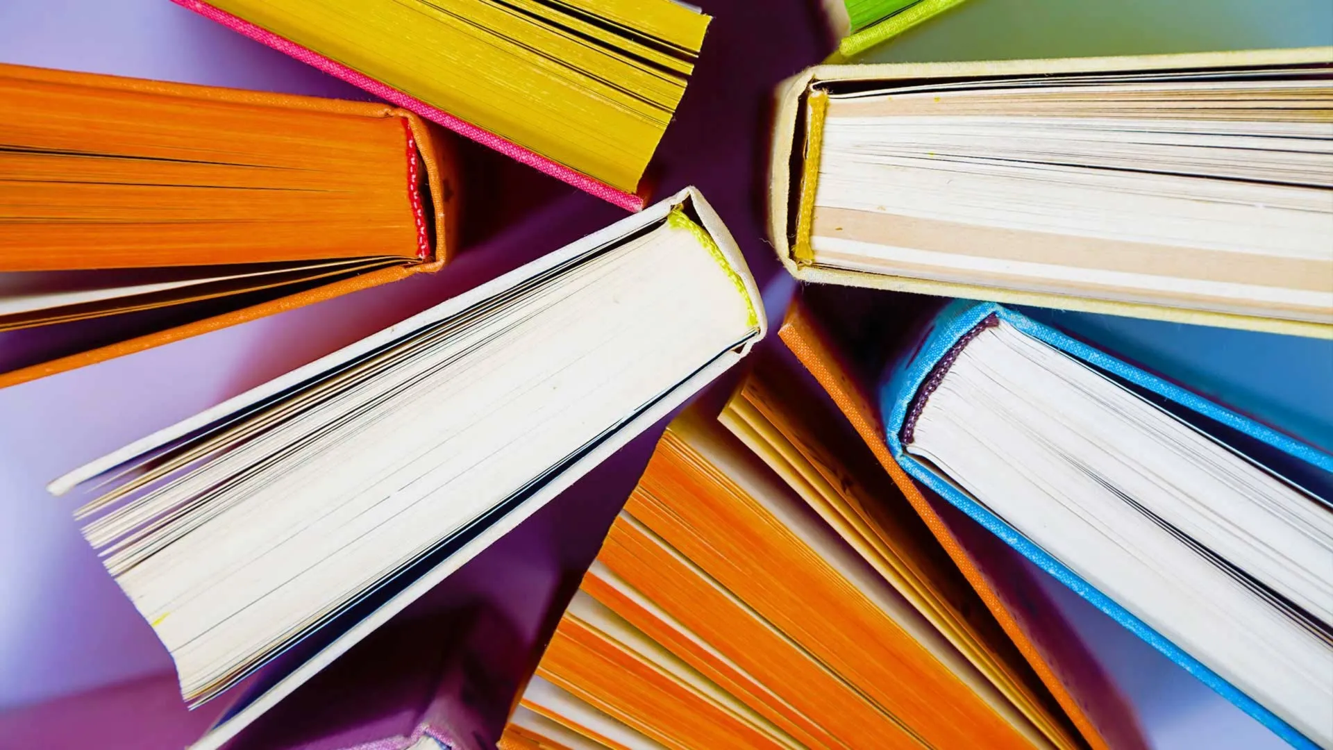 El libro de papel no se extinguió y sigue más vivo que nunca