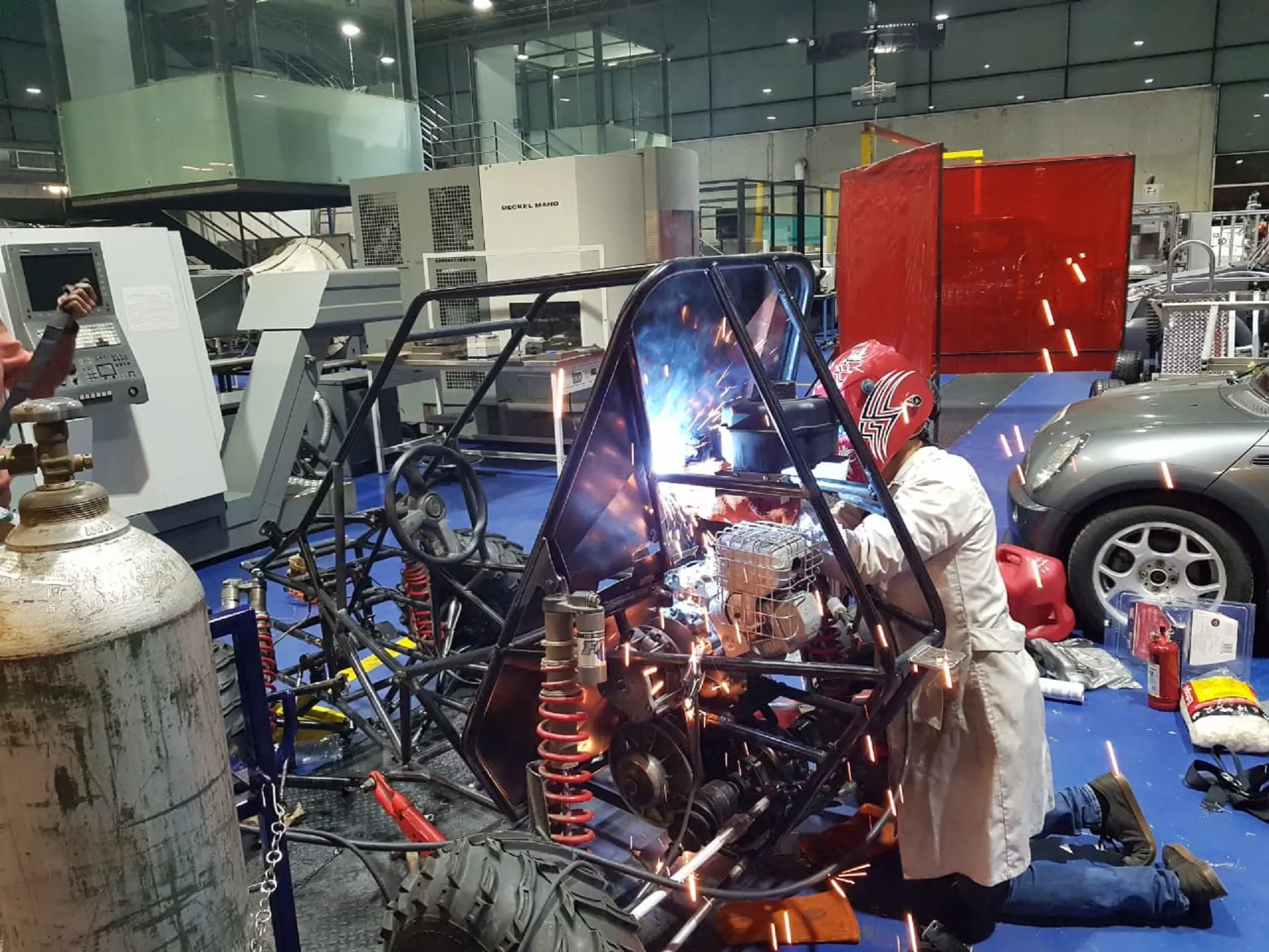 Alumnos del campus Chihuahua en la competencia BAJA SAE 2018