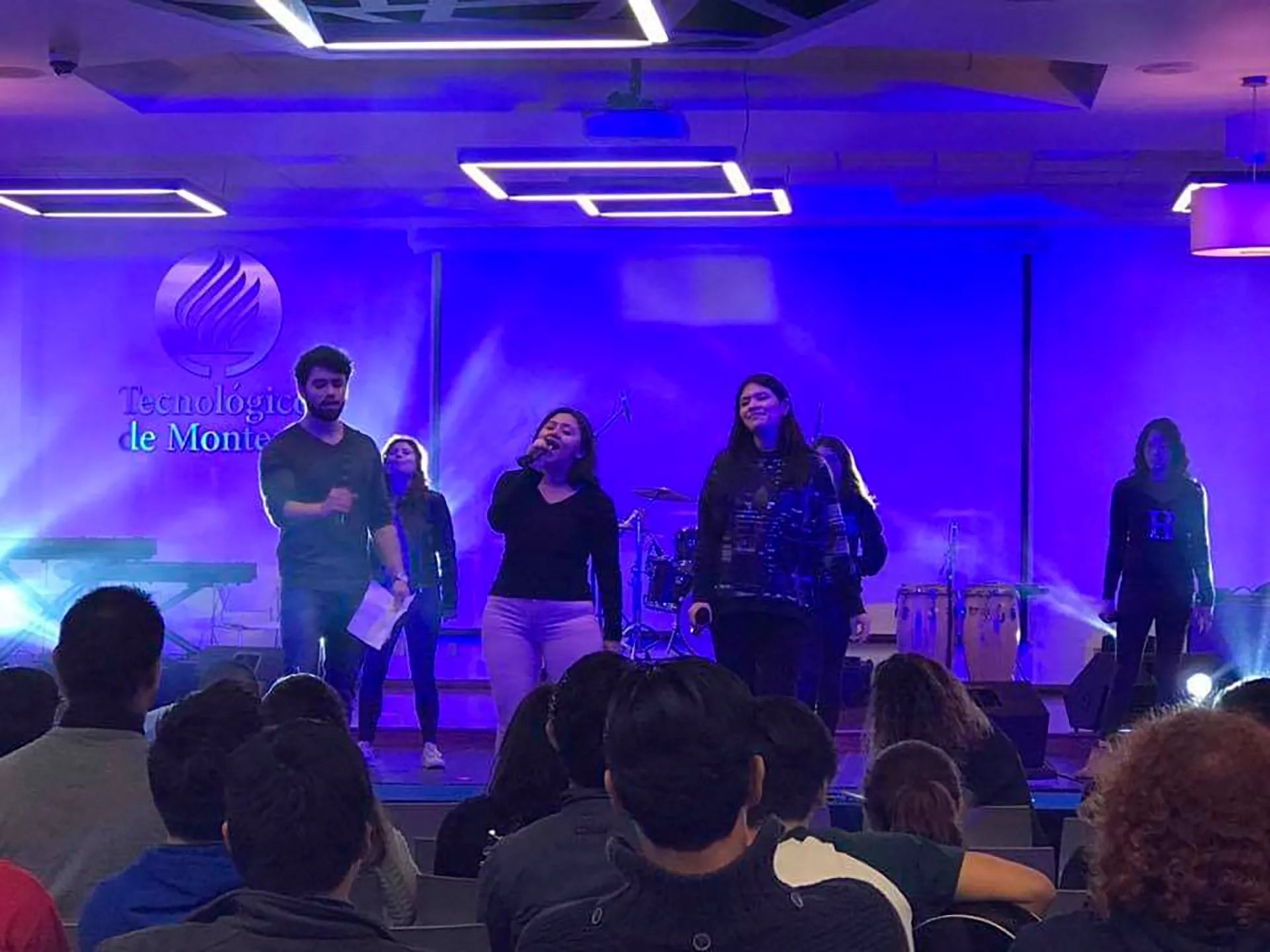 Con “Júbilo” el Tec Campus Veracruz sorprendió en el Festival de la Cultura y las Artes.