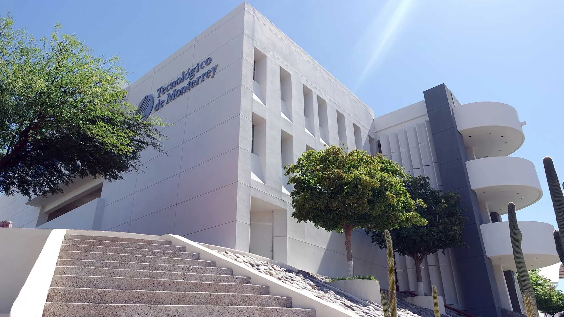 Tec de Monterrey figuró como una de las mejores universidades de México