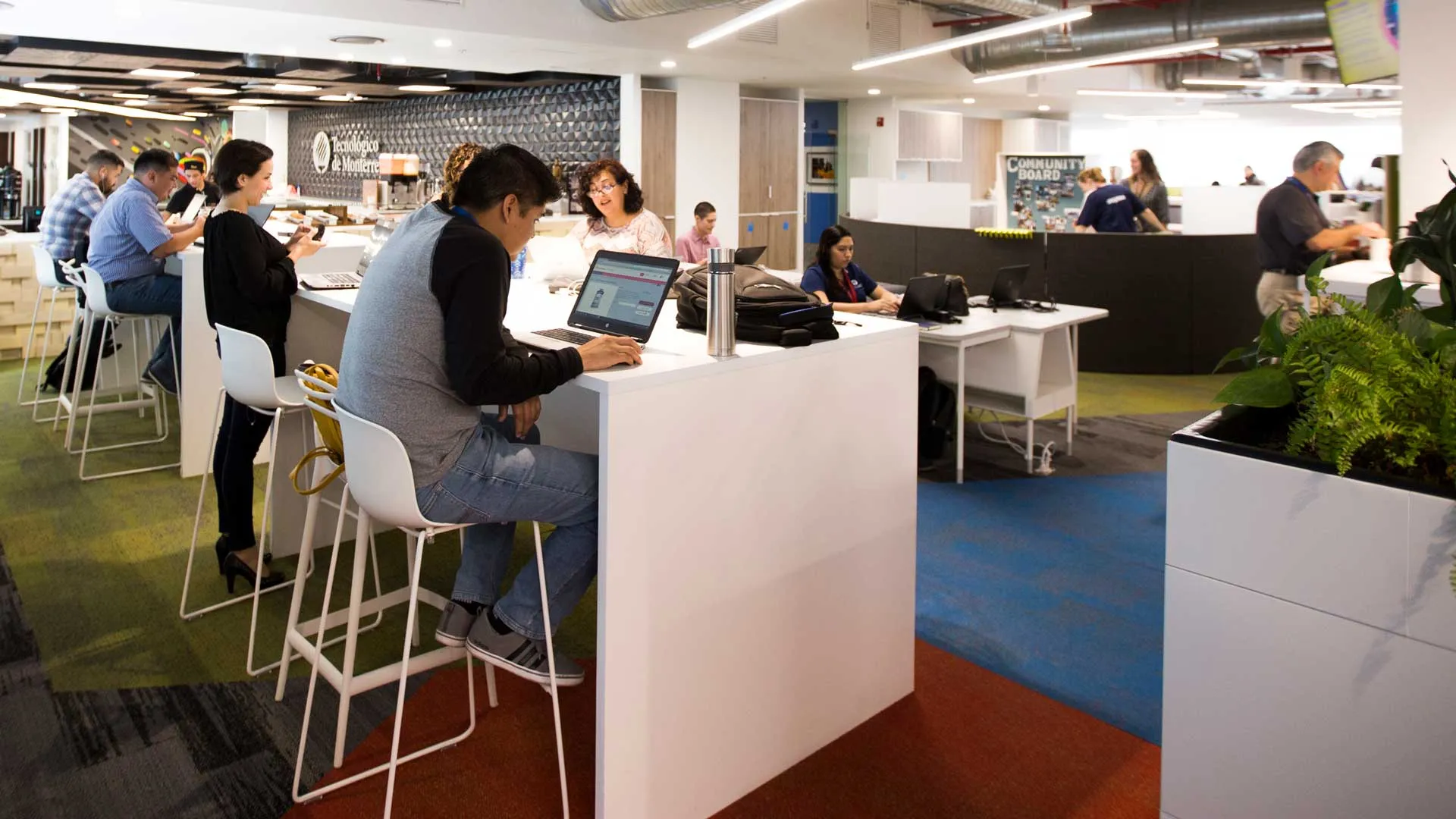 El Tec de Monterrey es finalista de la primera edicipon de los LinkedIn Talent Awards México