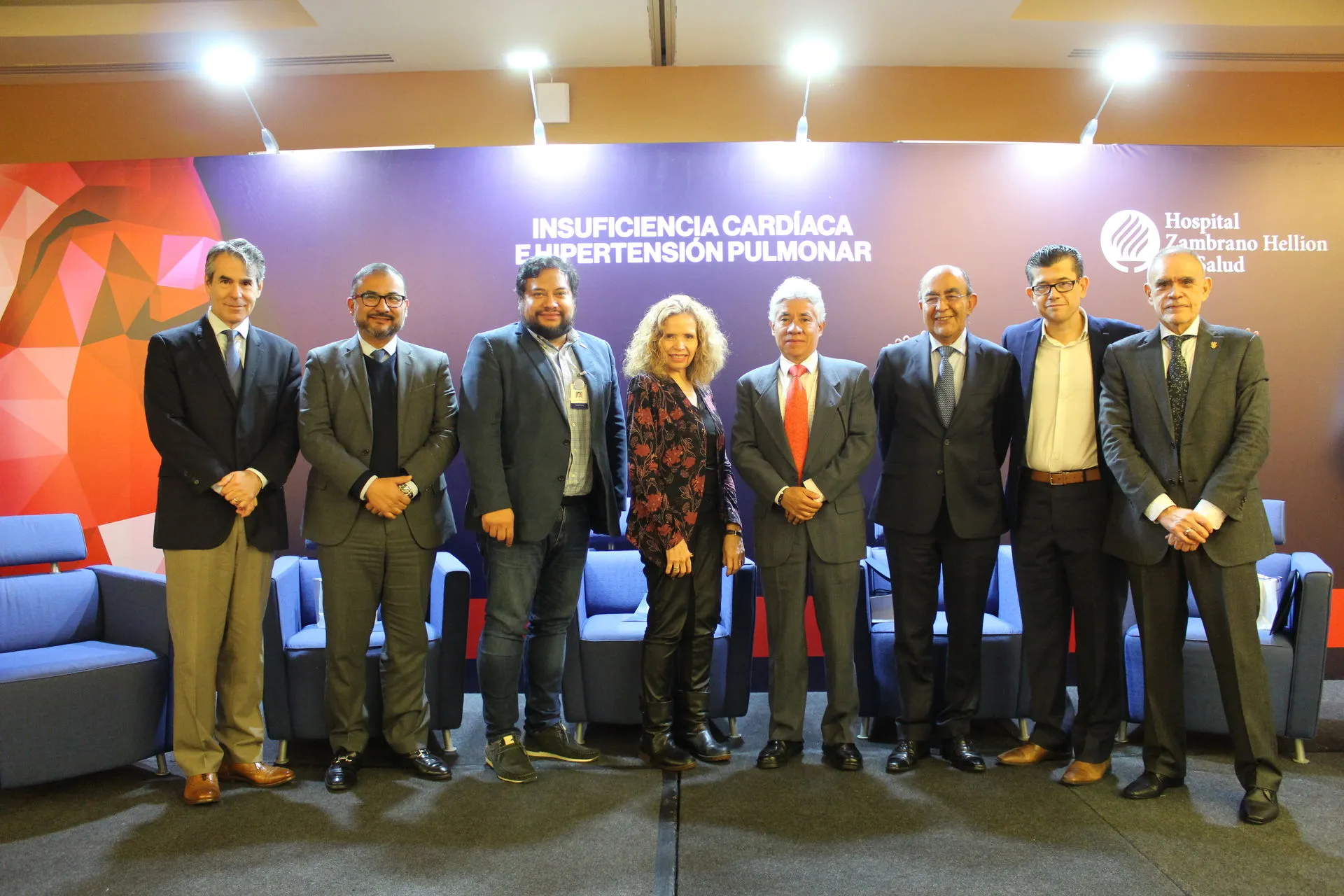 reconocidos especialistas del país