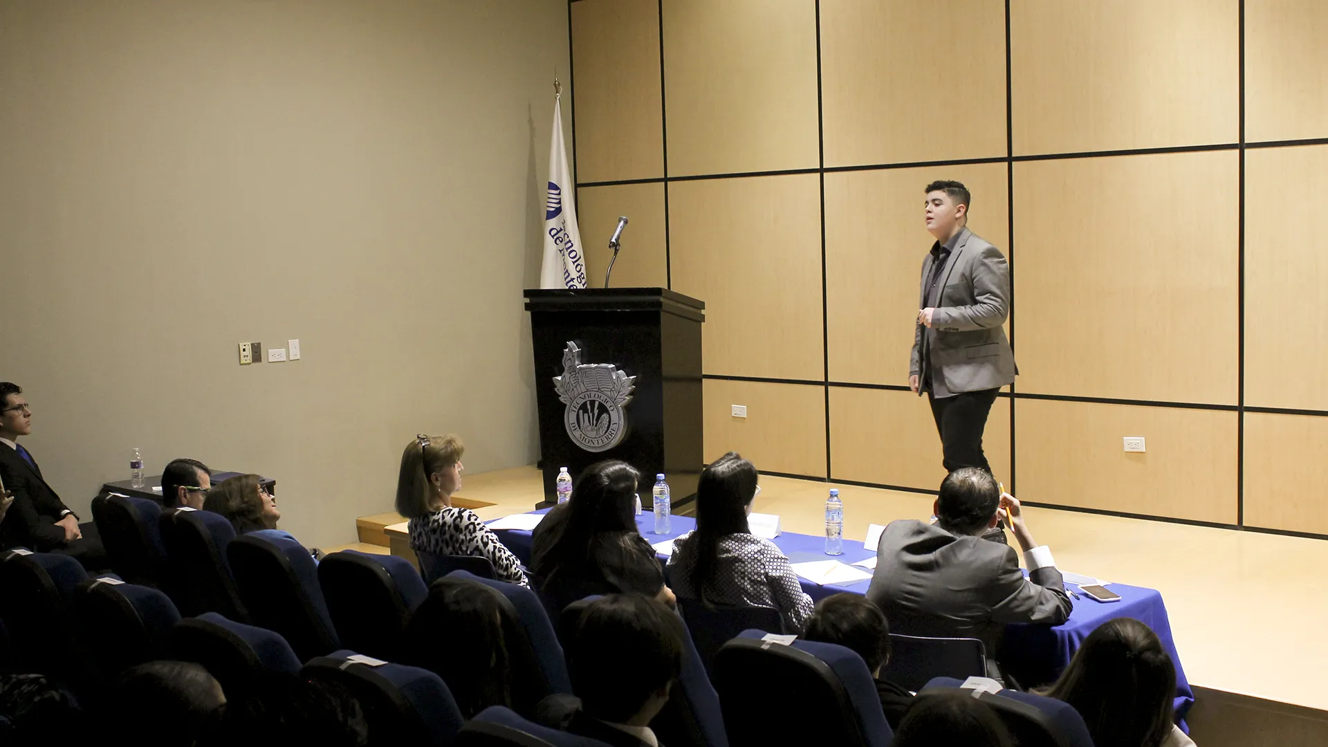 Milton en su discurso