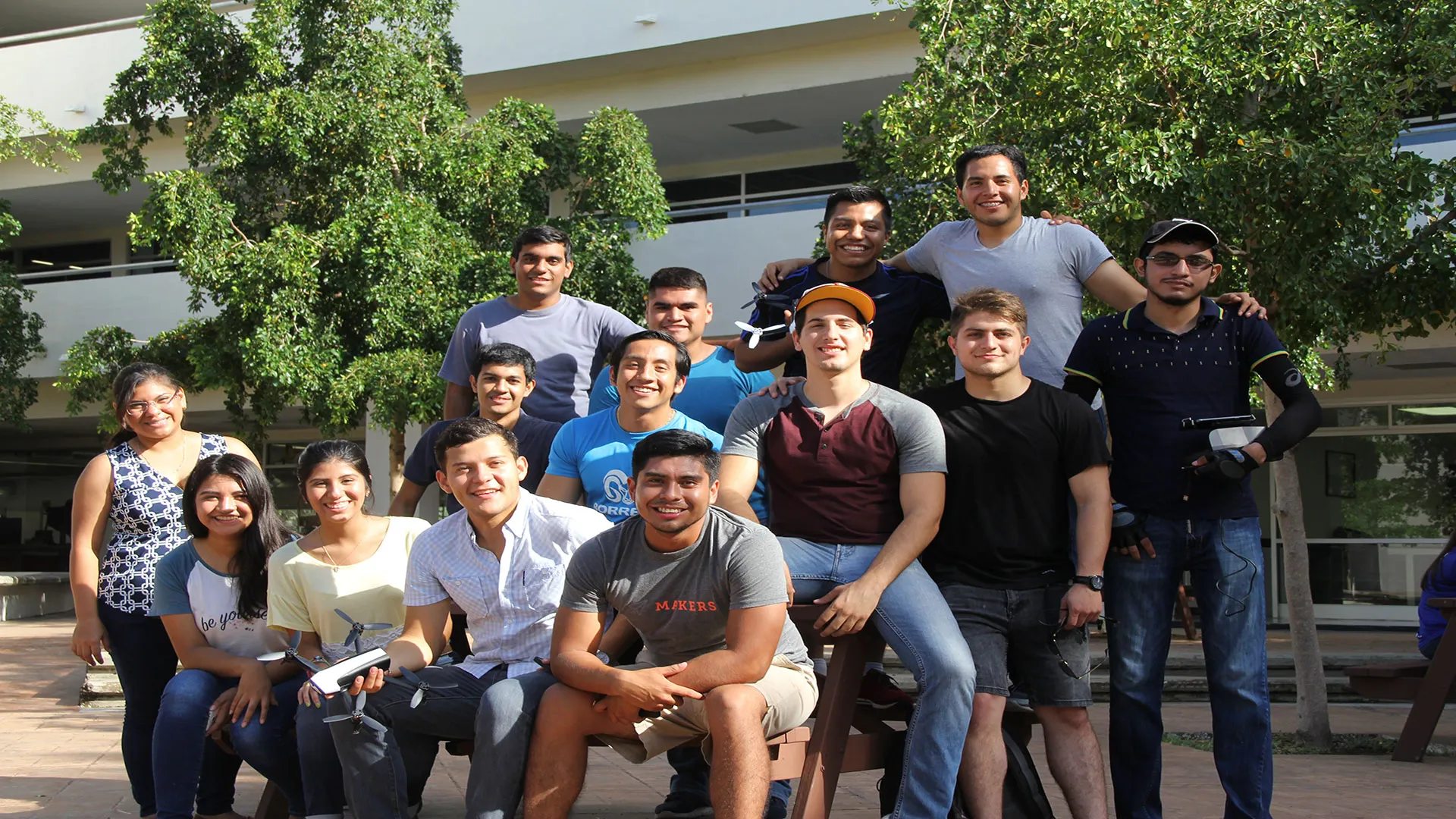 Pablo Boullosa: La educación se transmite a través de una historia