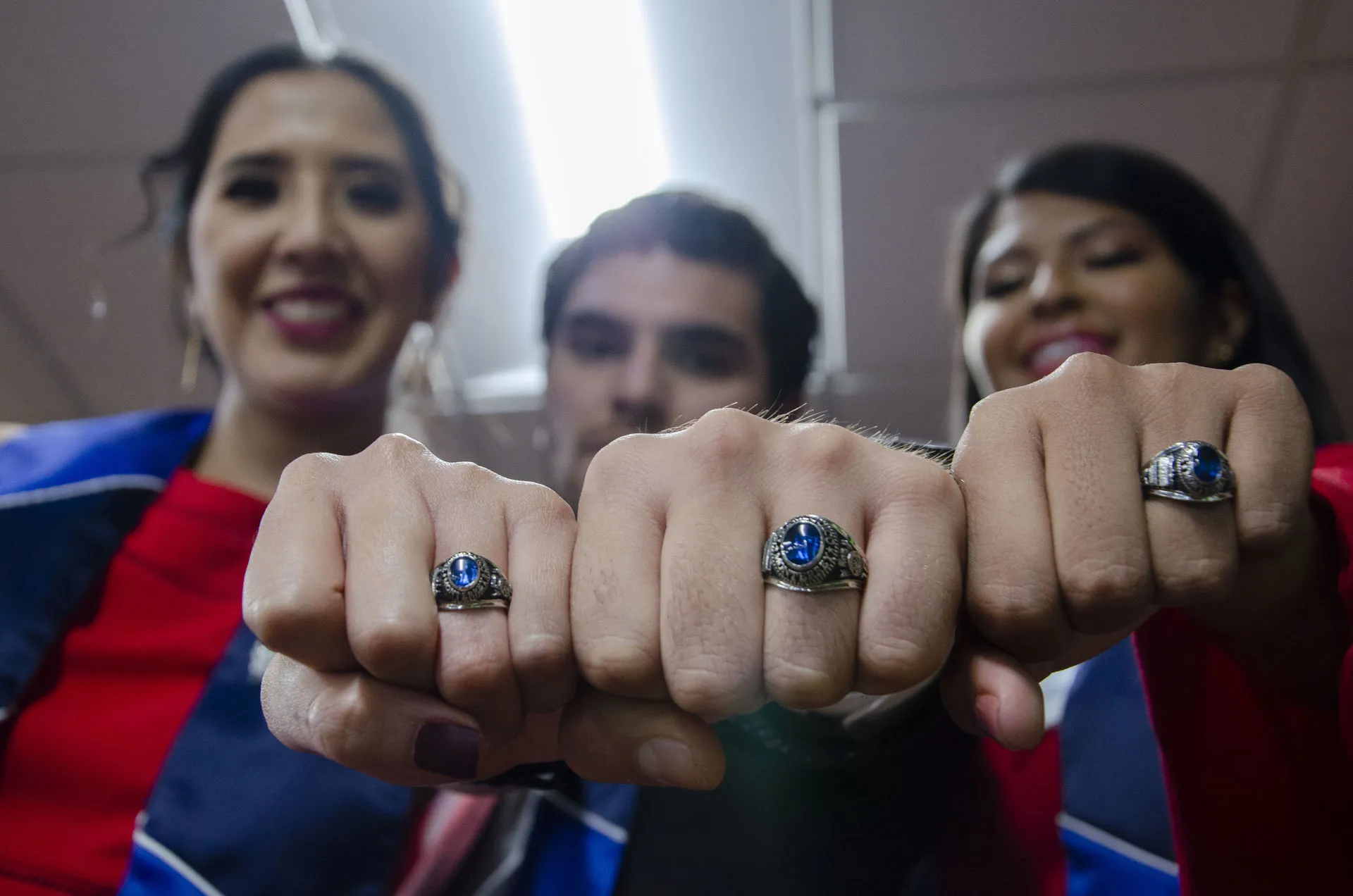 Despedida de graduandos llena emociones inolvidables 