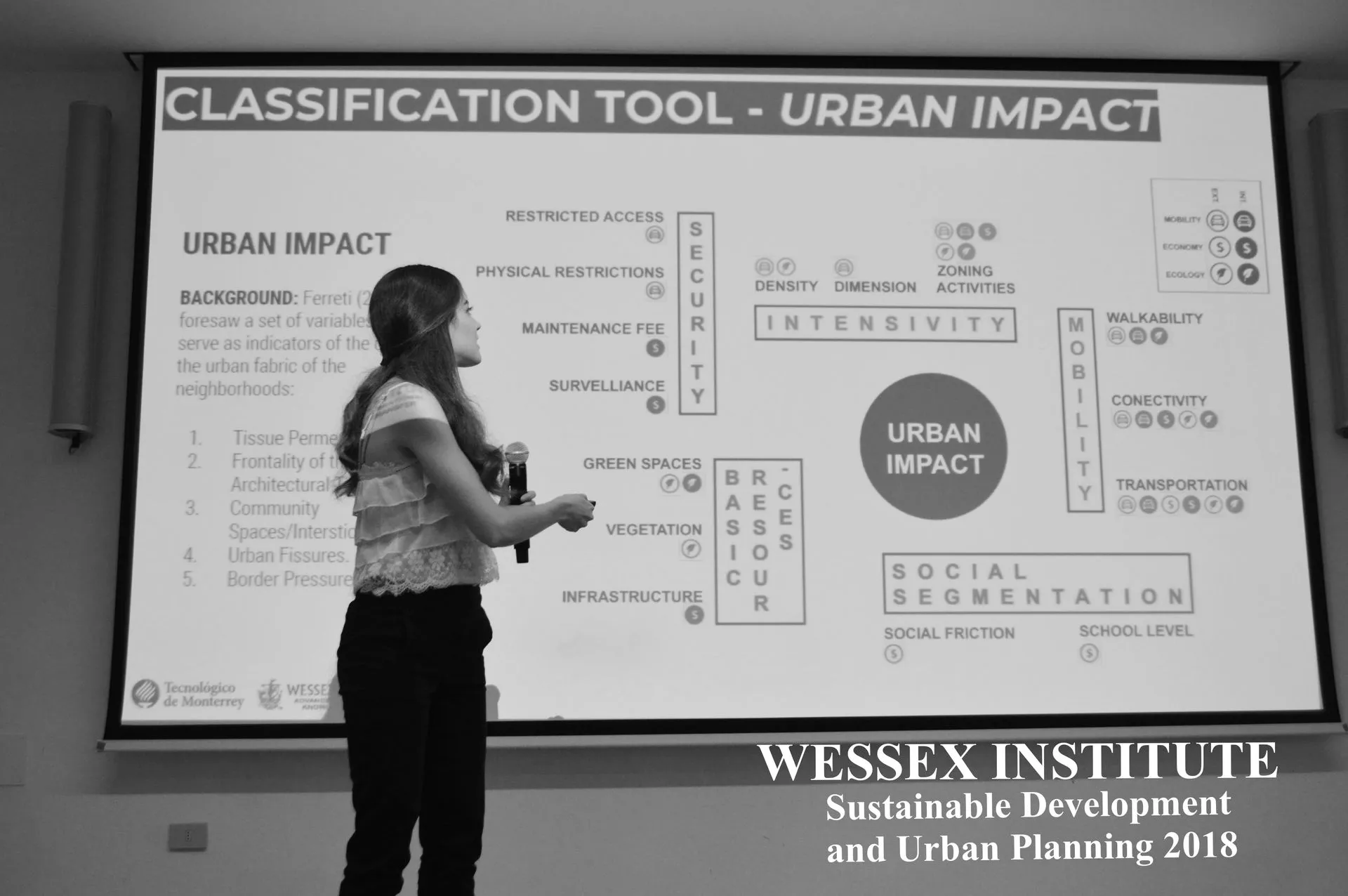 Tania Ascencio en conferencia