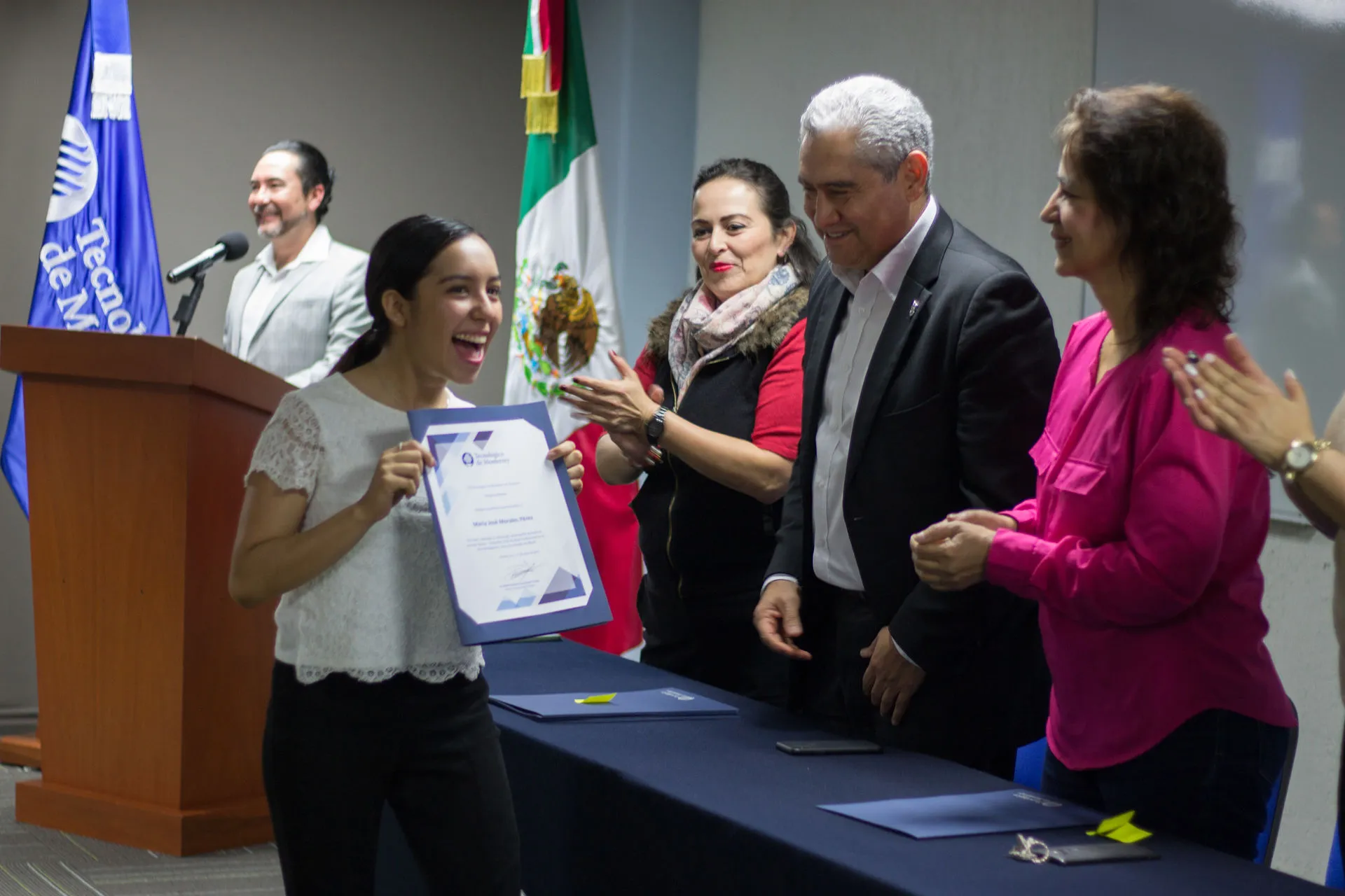 Reconoce Tec Veracruz a los mejores estudiantes del año (fotogalería)