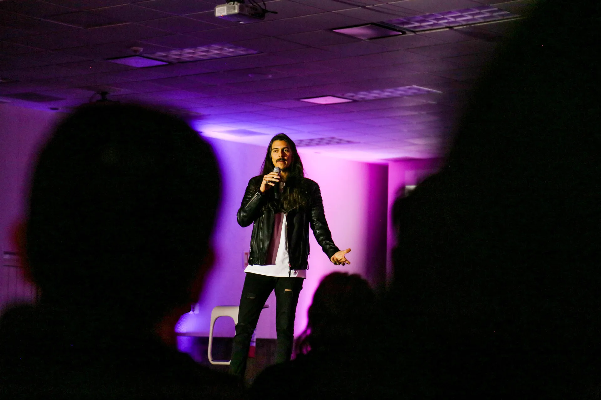 Redes sociales ¿Nos unen o nos separan?