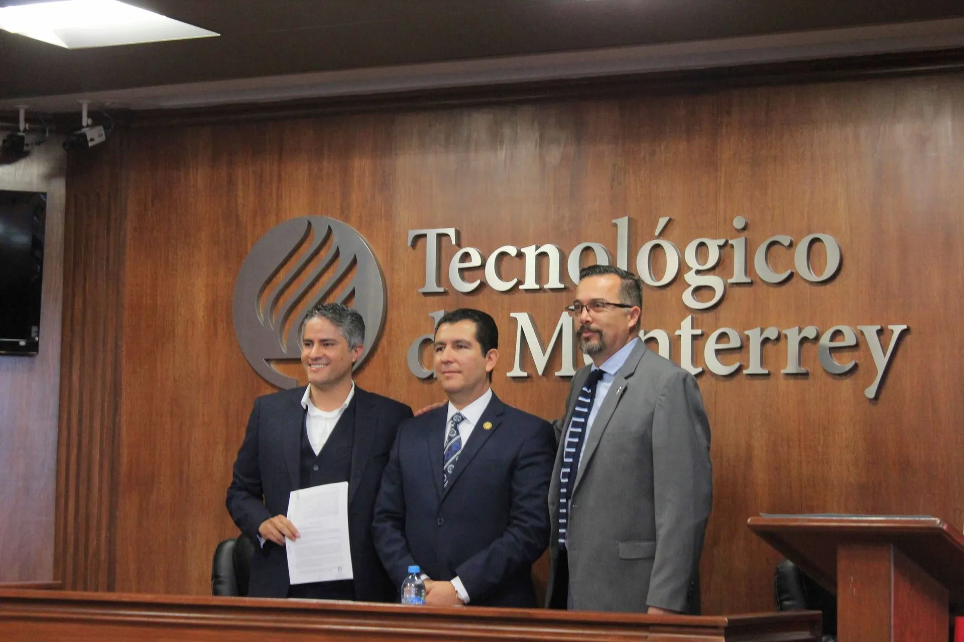 Firma Tec de Monterrey convenio de colaboración contra la corrupción