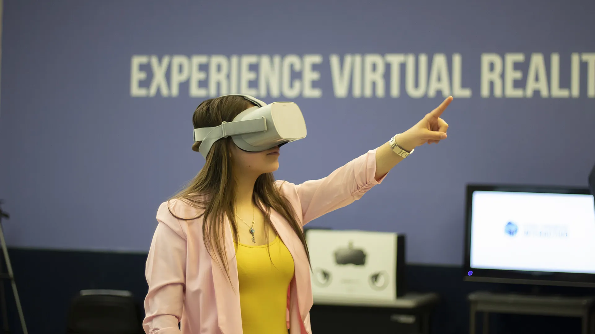 CAI muestra realidad virtual