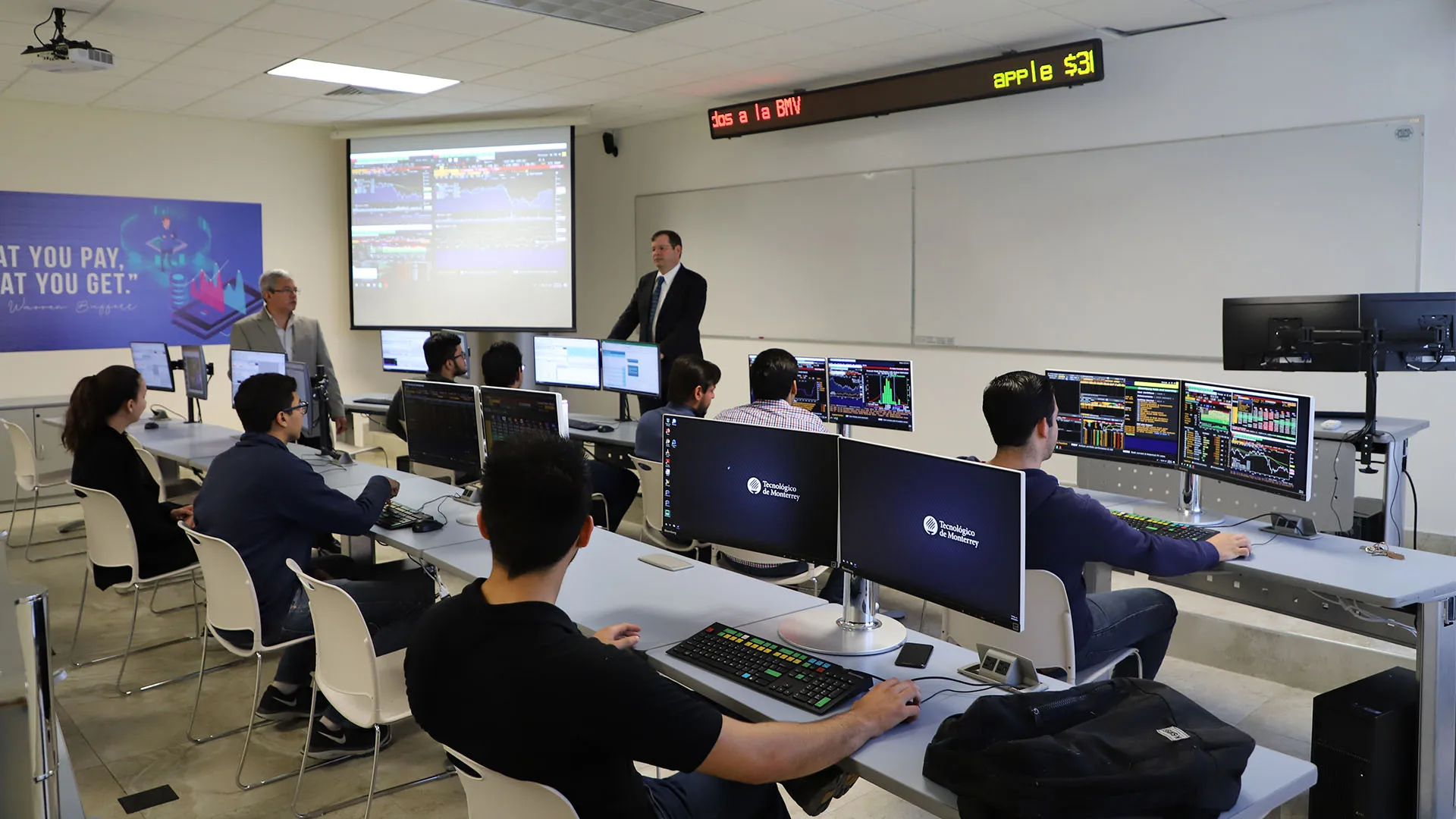 Inauguran Centro de Inteligencia Financiera en campus Laguna