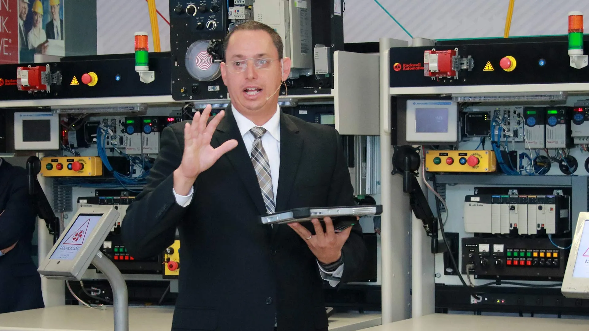 Centro Avanzado de Tecnología en Manufactura 