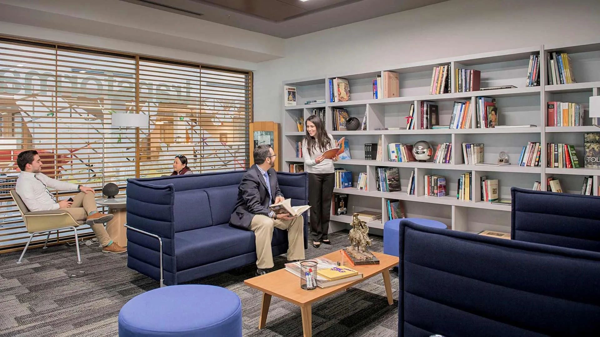 Premian al Tec por ser de los mejores espacios para trabajar en México