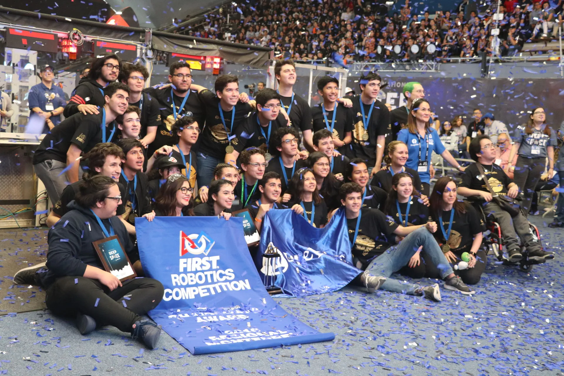 Tercer mundial al hilo: la dinastía de los Botbusters continúa