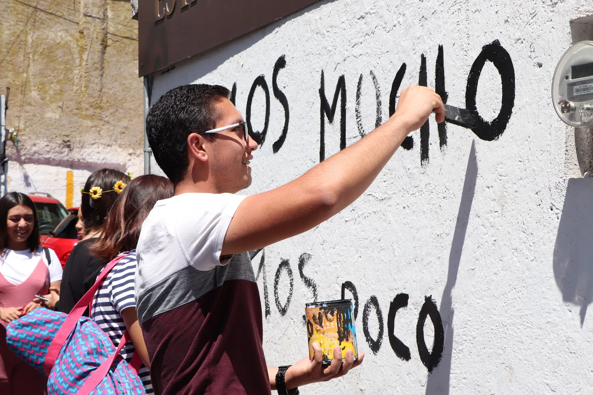Alumnos del Tecnológico de Monterrey se unen a Acción Poética para transformar su entorno.