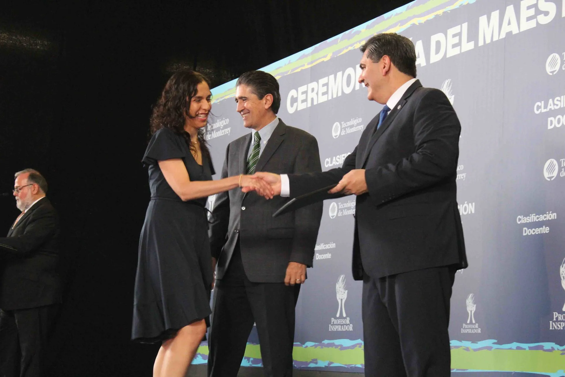 Dan profesores de PrepaTec un salto en su carrera