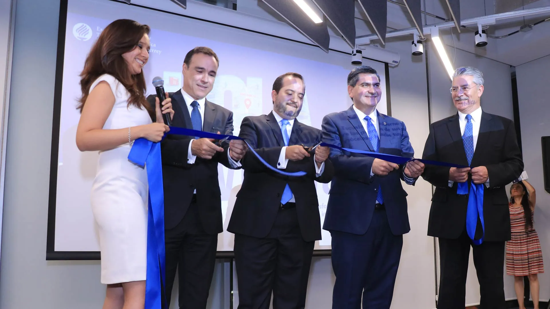 ¡De estreno! Abre Tec Escuela de Gobierno en la CDMX