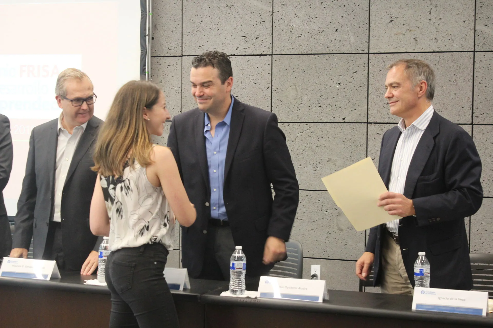 Buscan emprendedores mejorar la calidad del aire