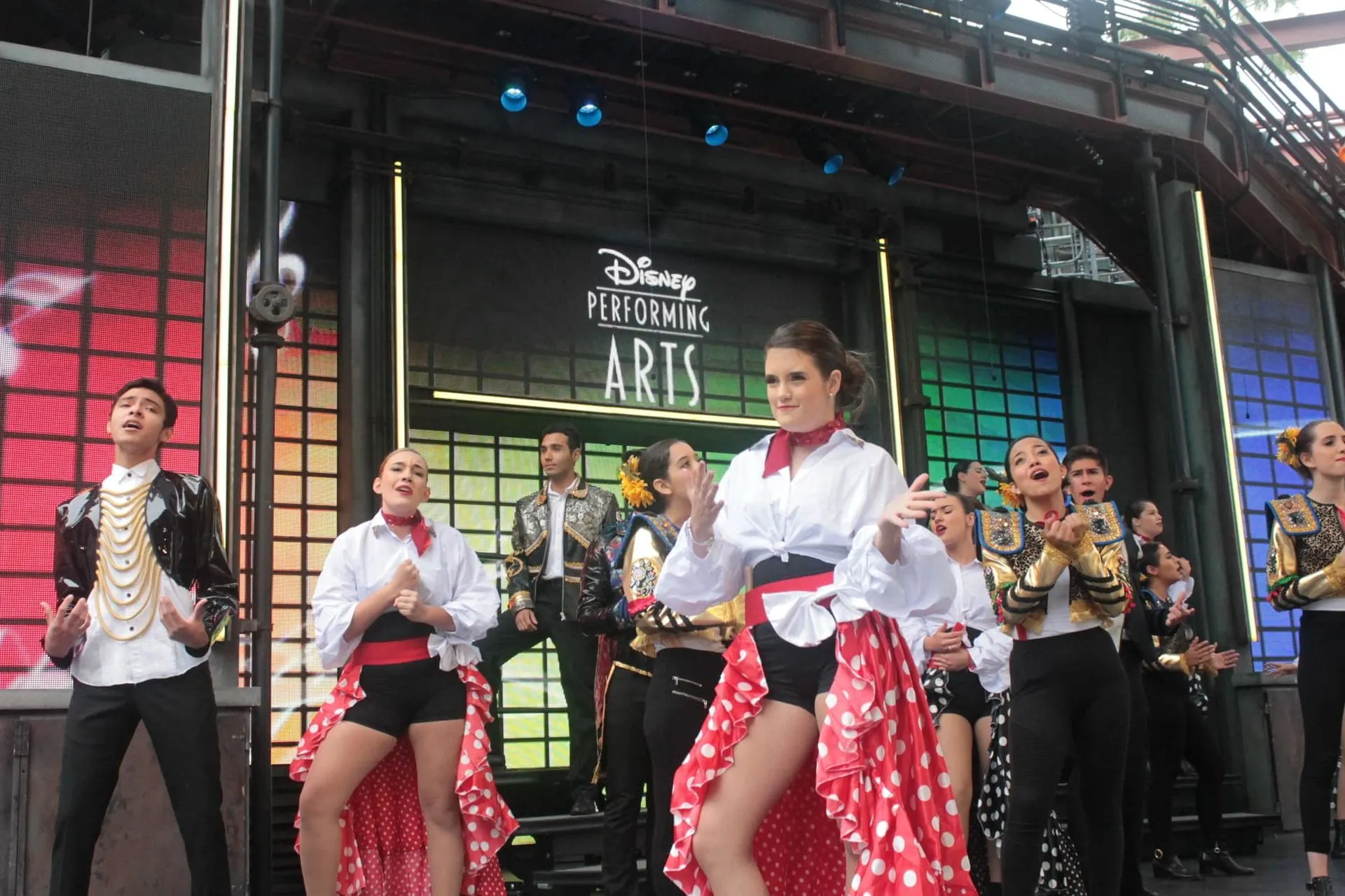 Disney Ensamble Olé