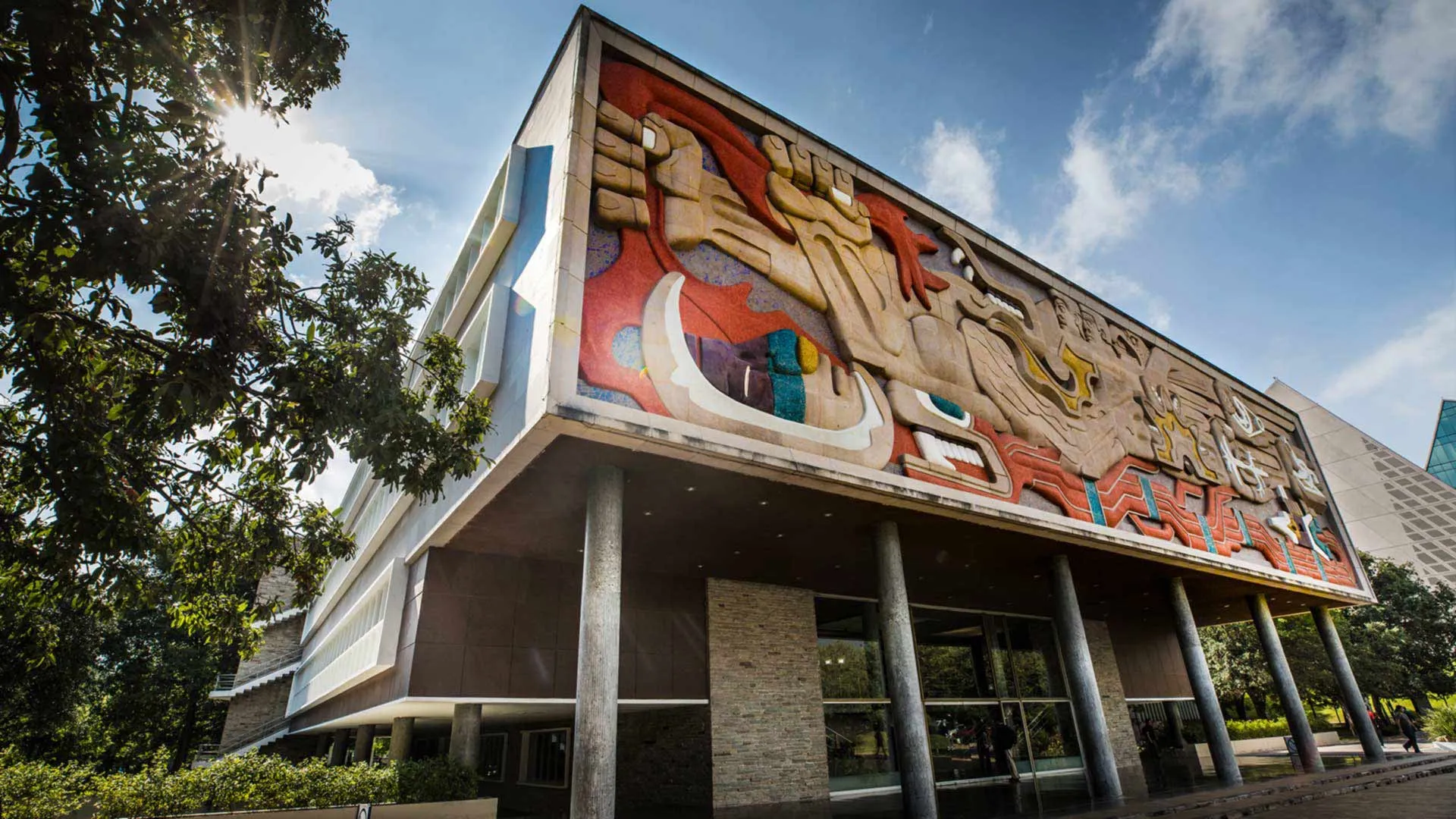 Tec de Monterrey rises 20 places in world ranking, reaching number 158