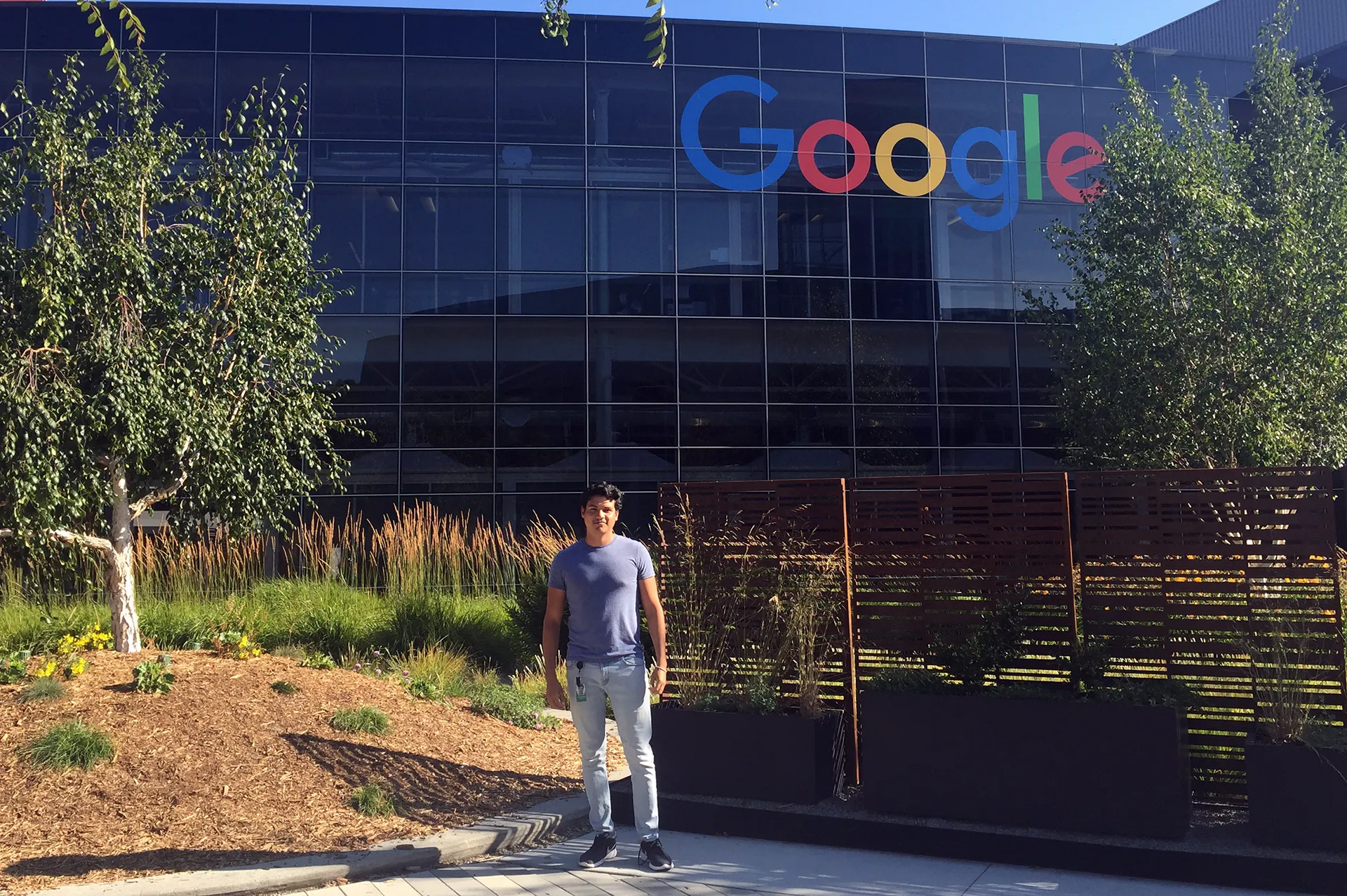 Abraham Torres alumno de campus Cuernavaca intern en Google