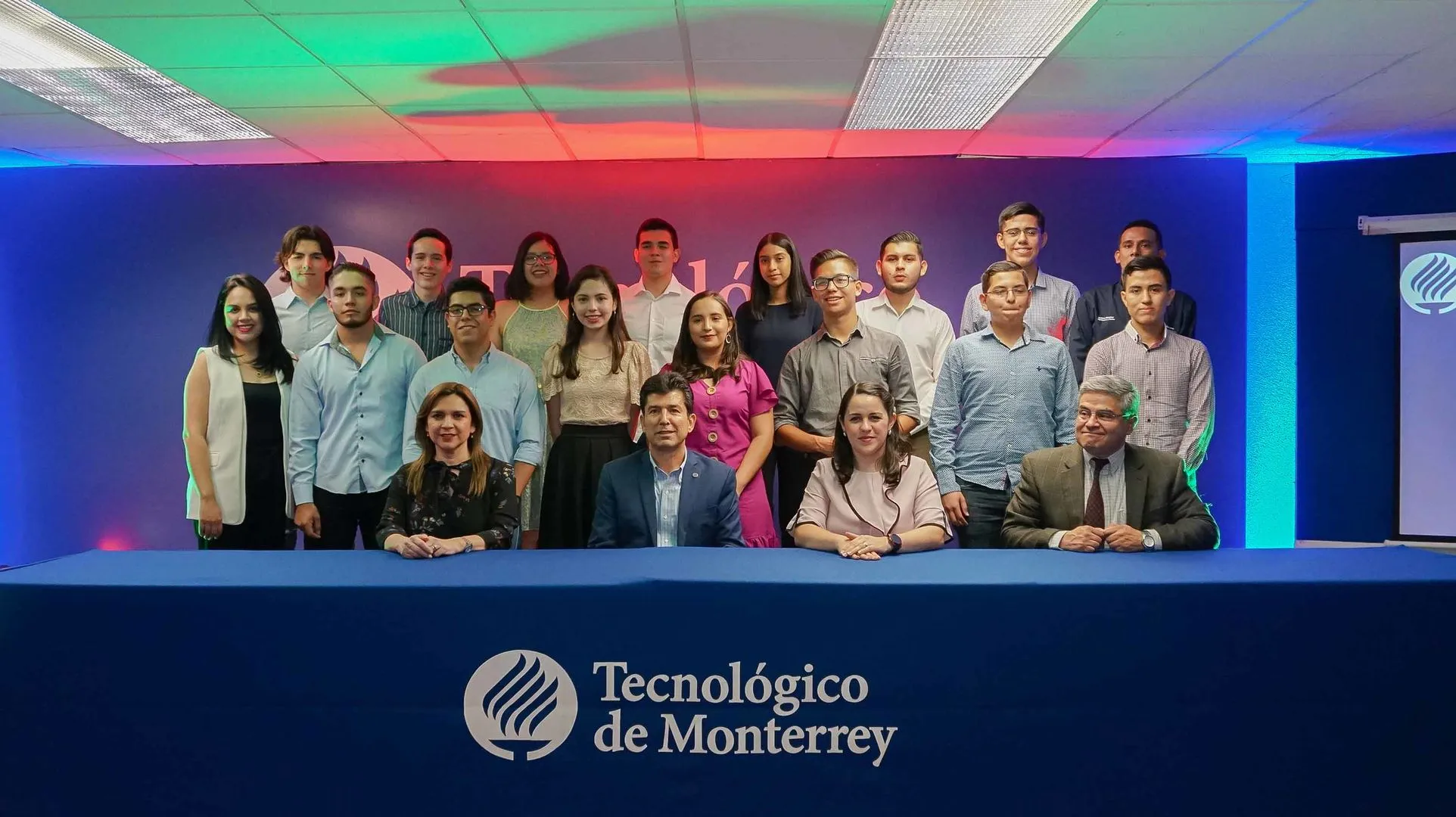 Sexta generación de líderes del mañana