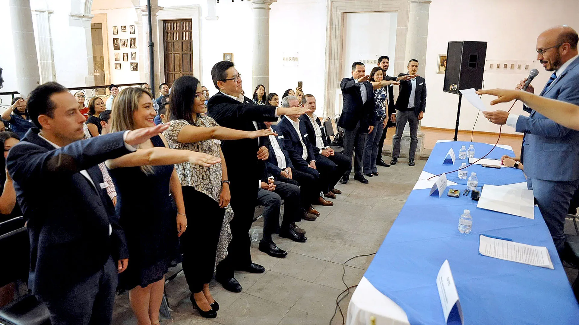 Toma protesta primera mesa directiva de EXATEC en Durango